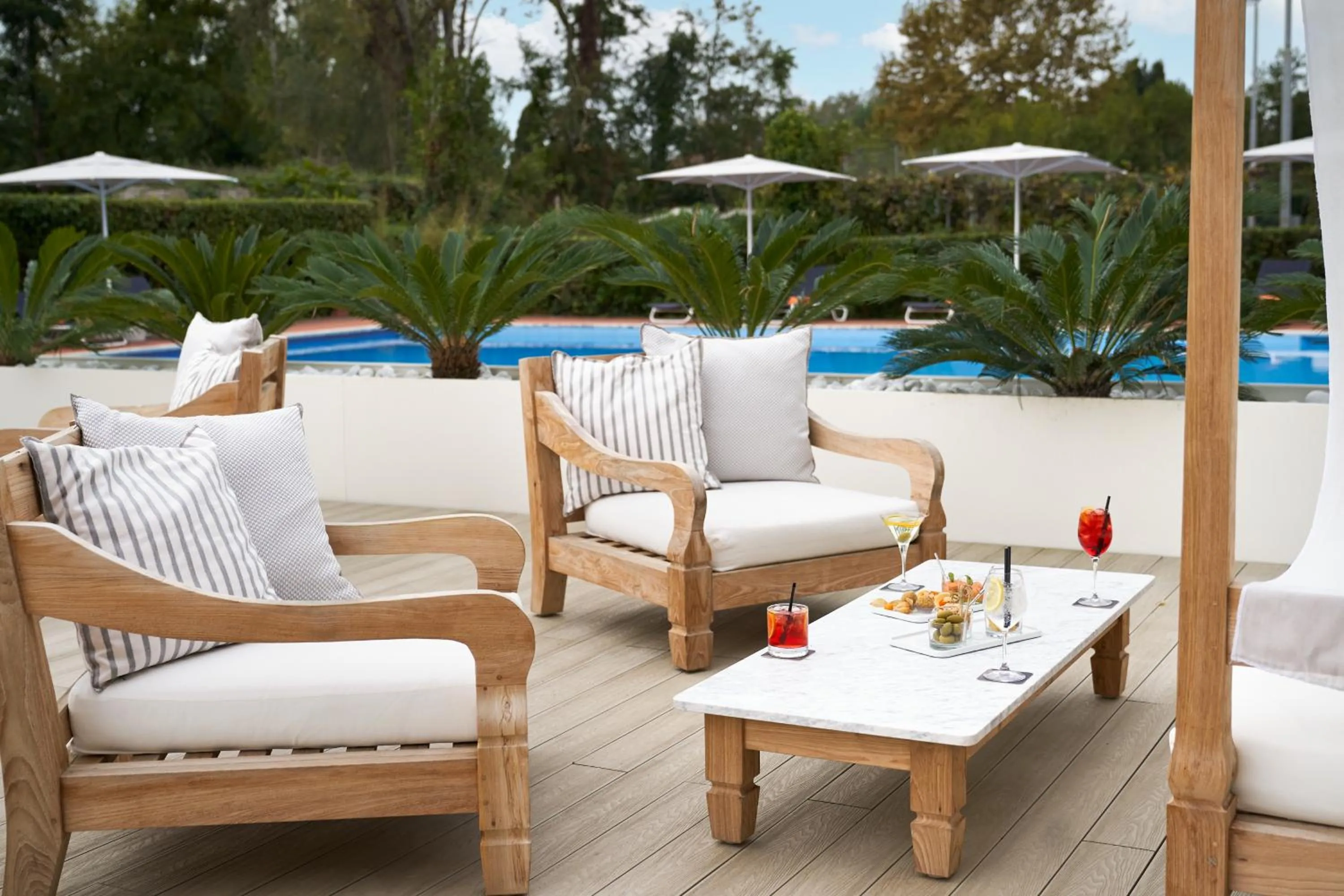 Swimming pool in UNA Hotels Forte Dei Marmi