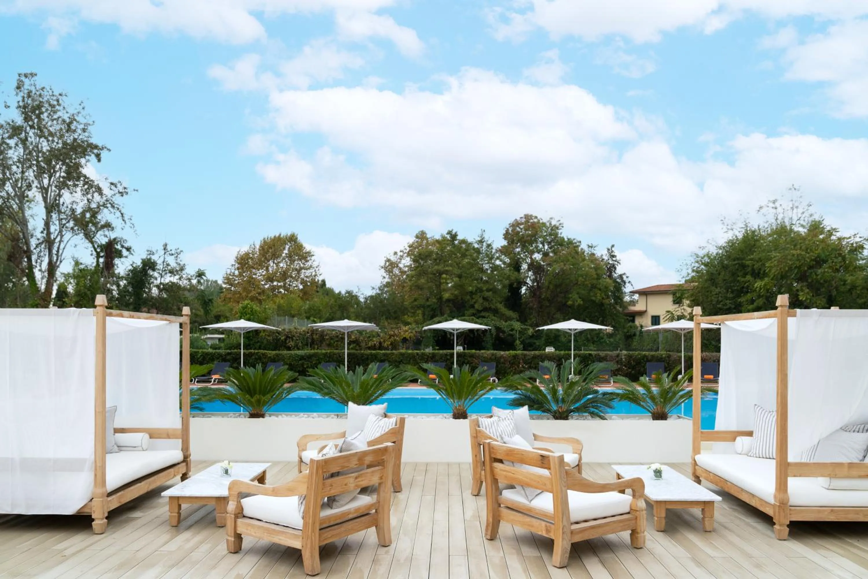 Swimming pool in UNA Hotels Forte Dei Marmi