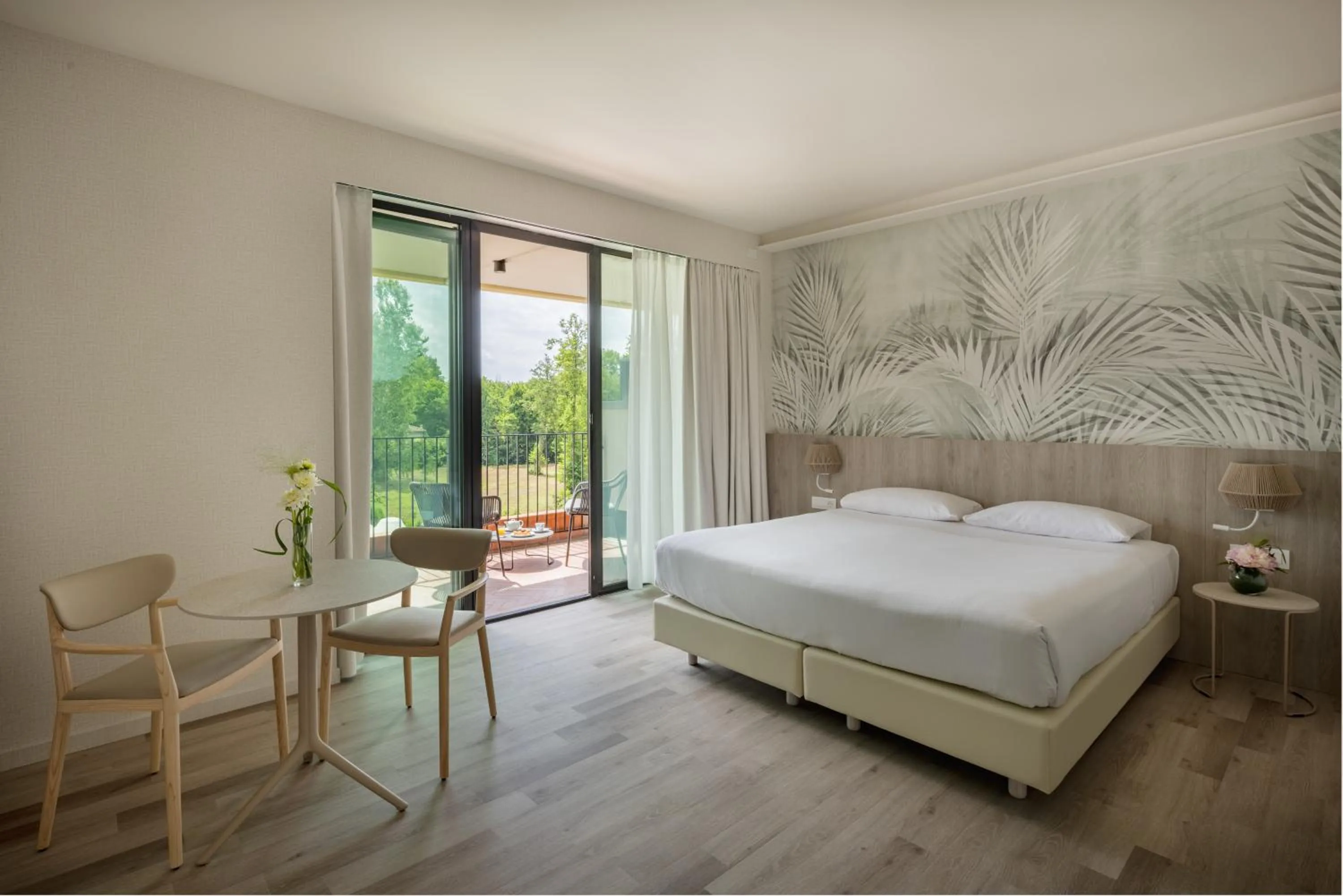Bed in UNA Hotels Forte Dei Marmi