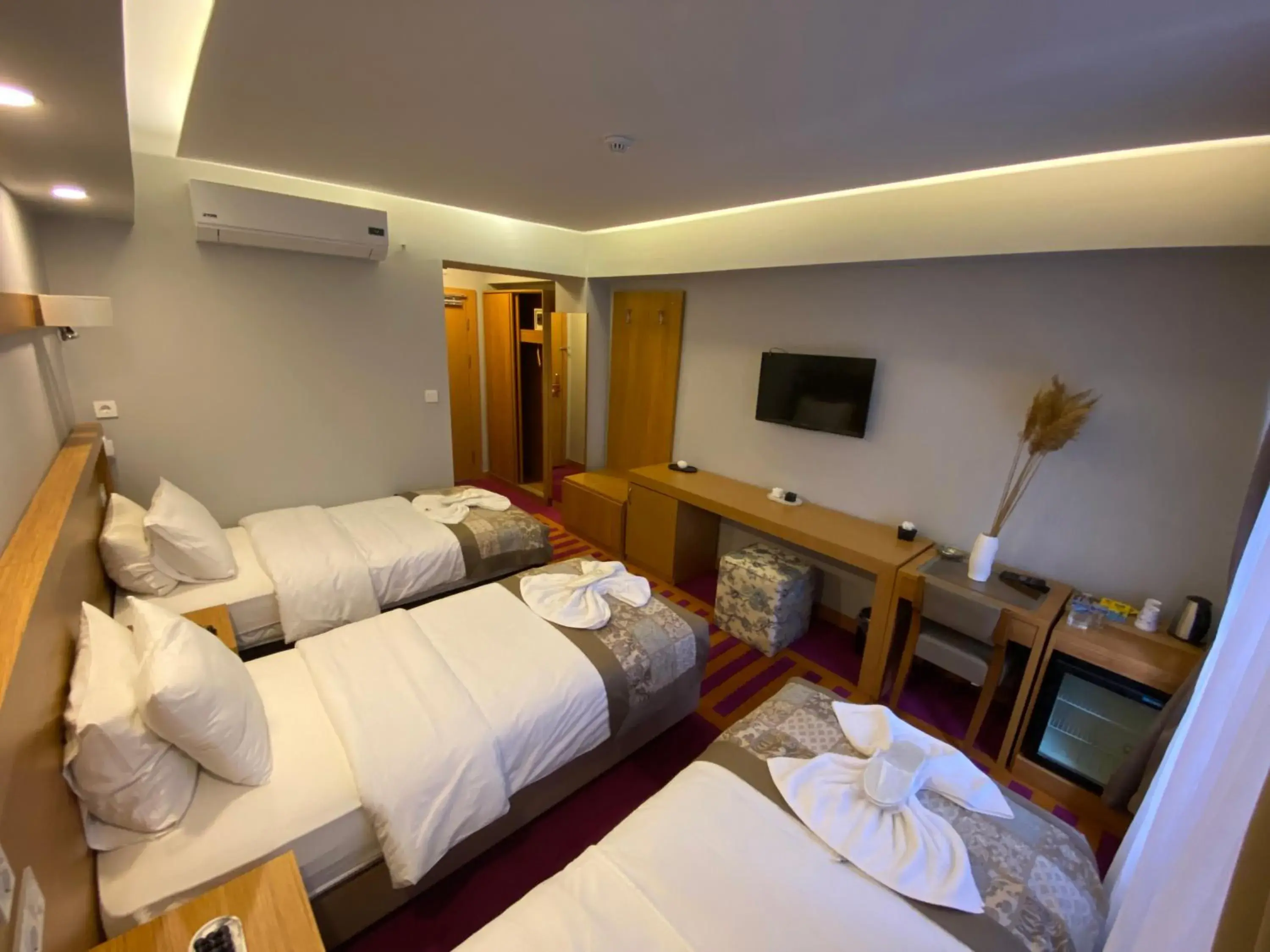 Standard Triple Room in Won Plaza Standard Triple Room in Won Plaza