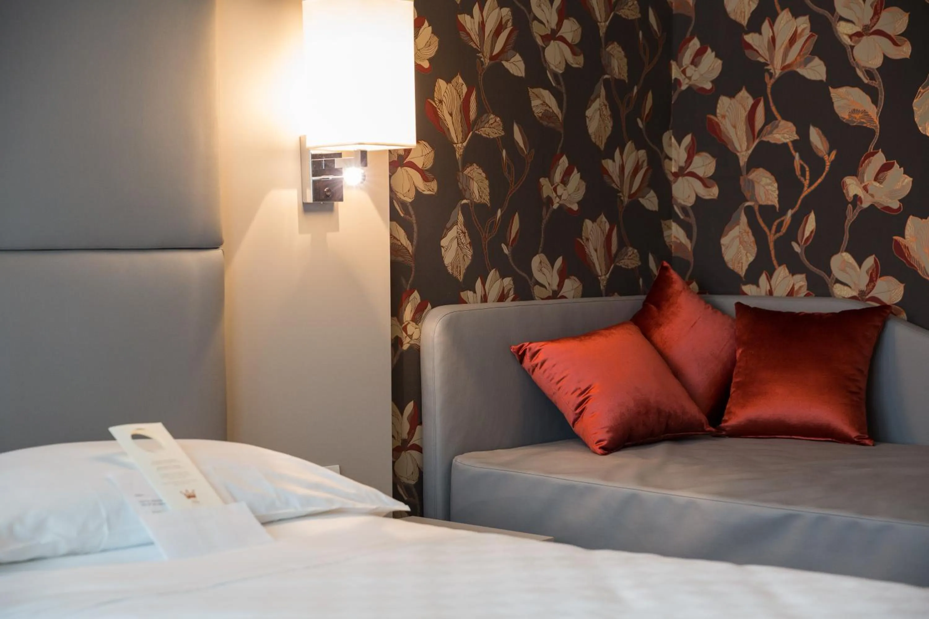 Bedroom, Bed in Hotel Nasco