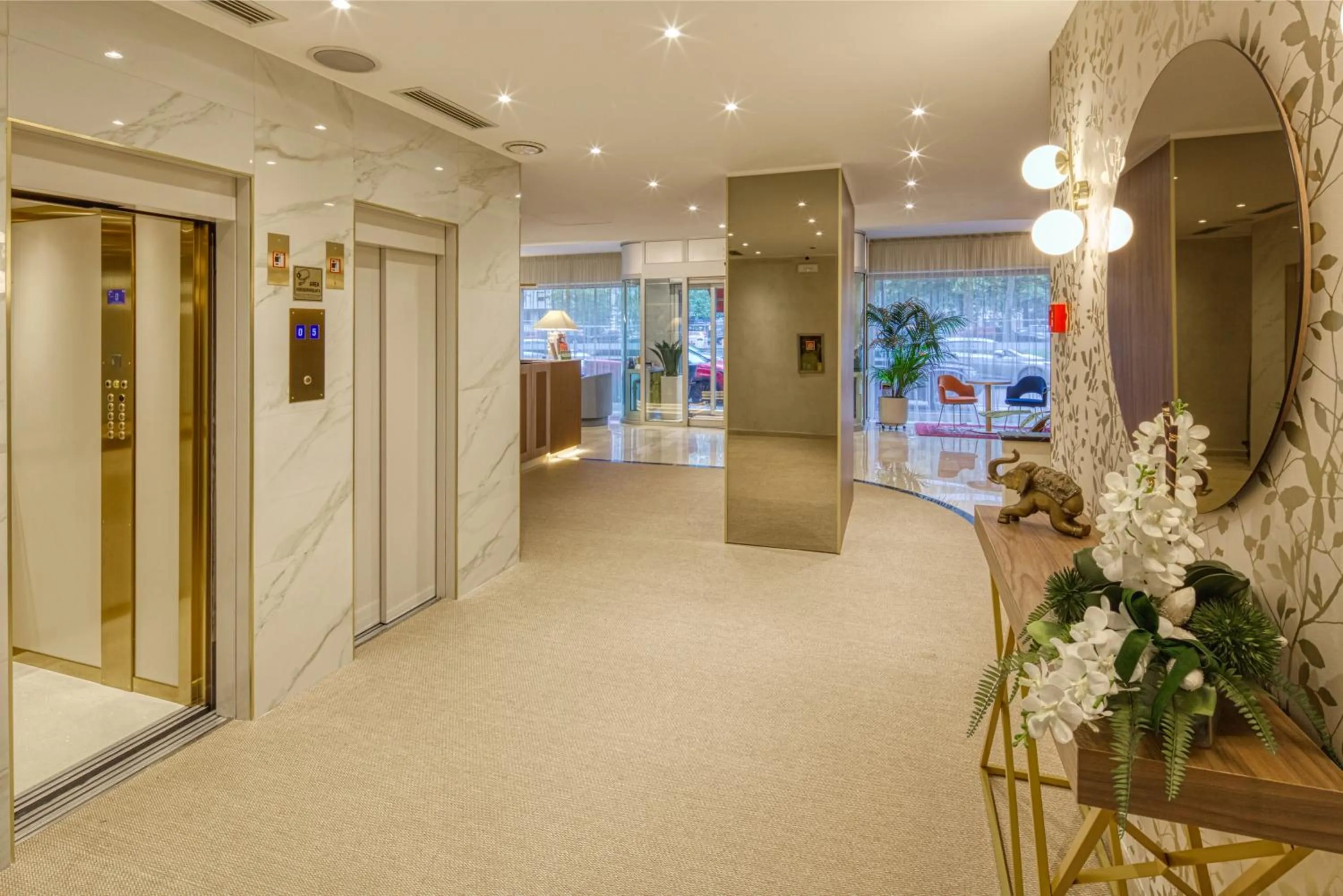 Lobby or reception in Hotel Nasco