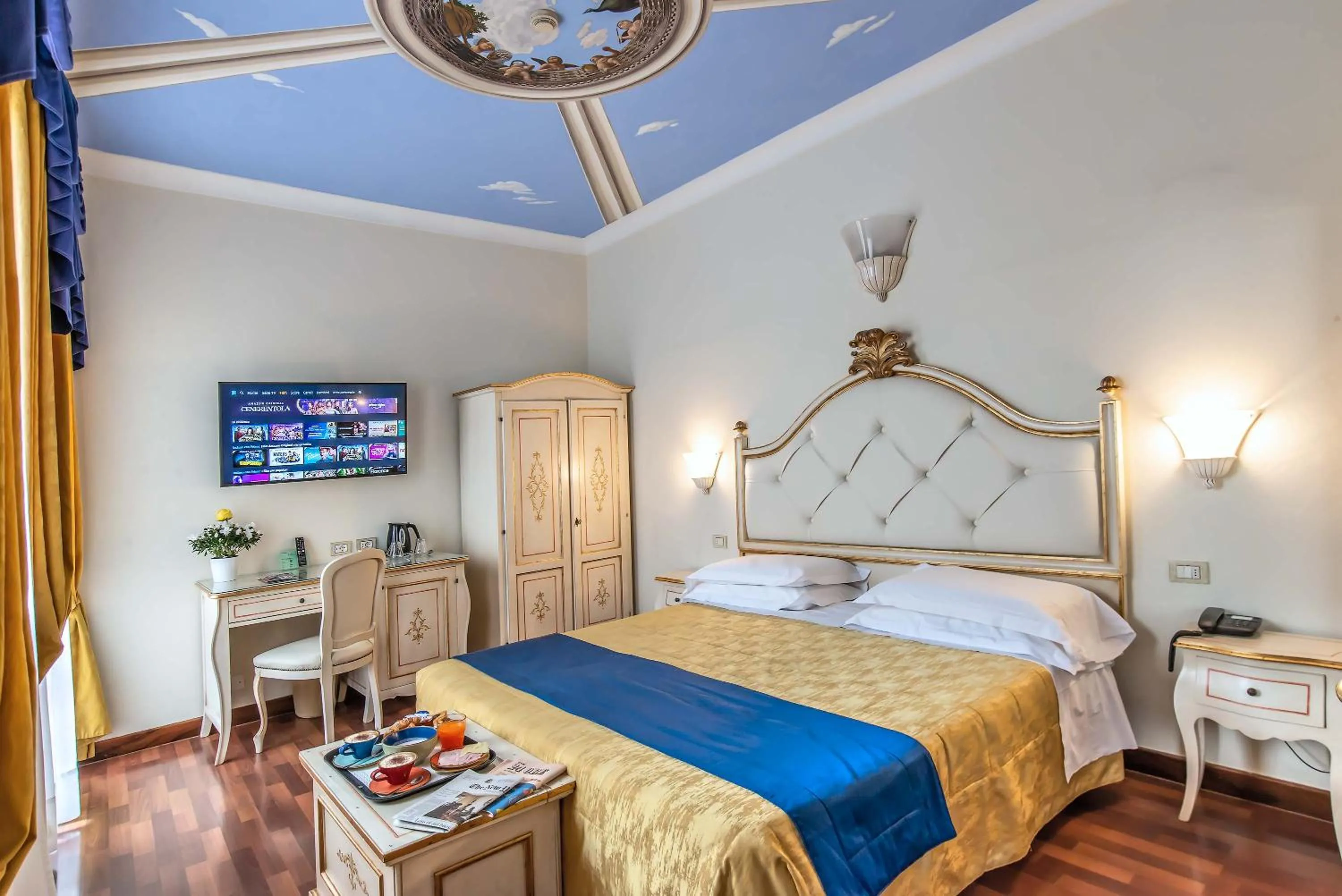 Superior Double or Twin Room in Hotel Porta Faenza