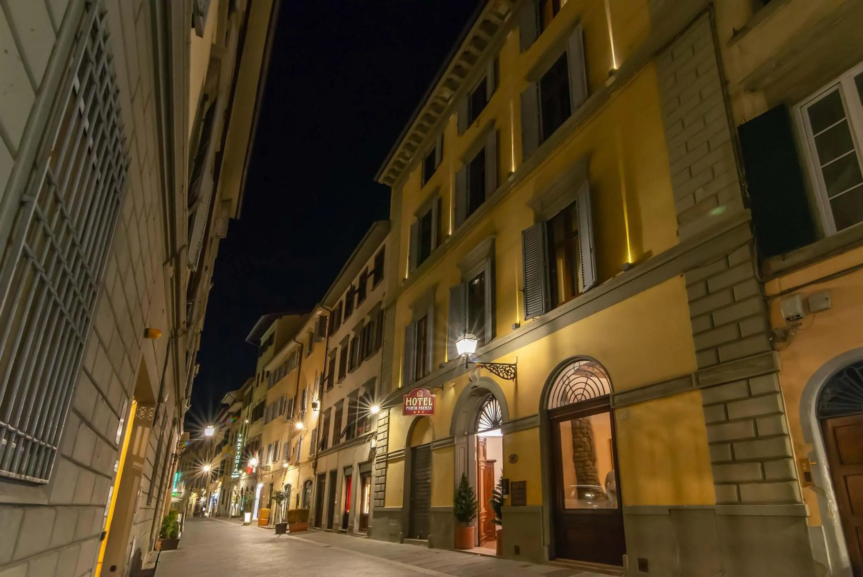 Property building in Hotel Porta Faenza