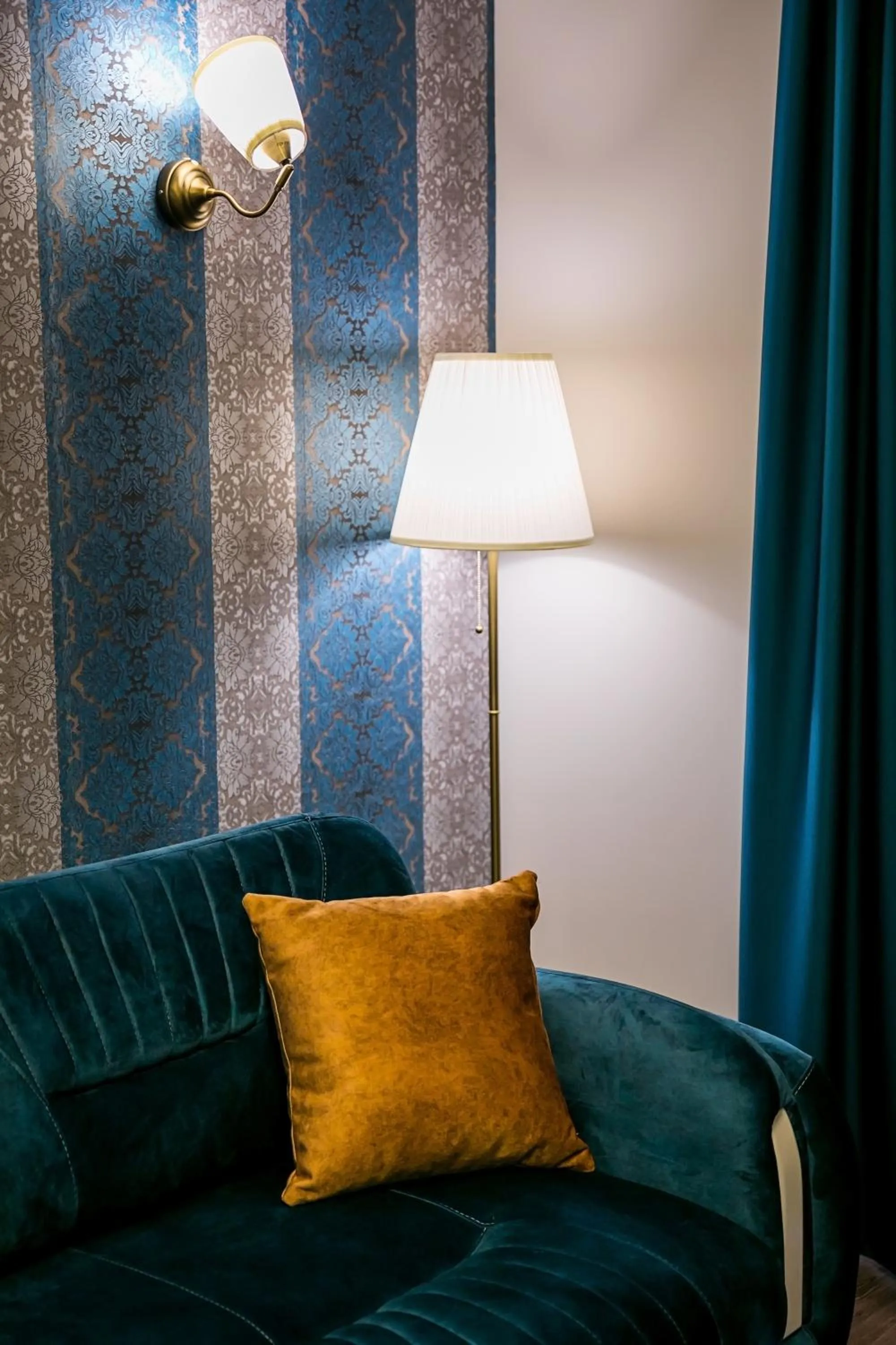 Living room in Legacy Boutique Hotel