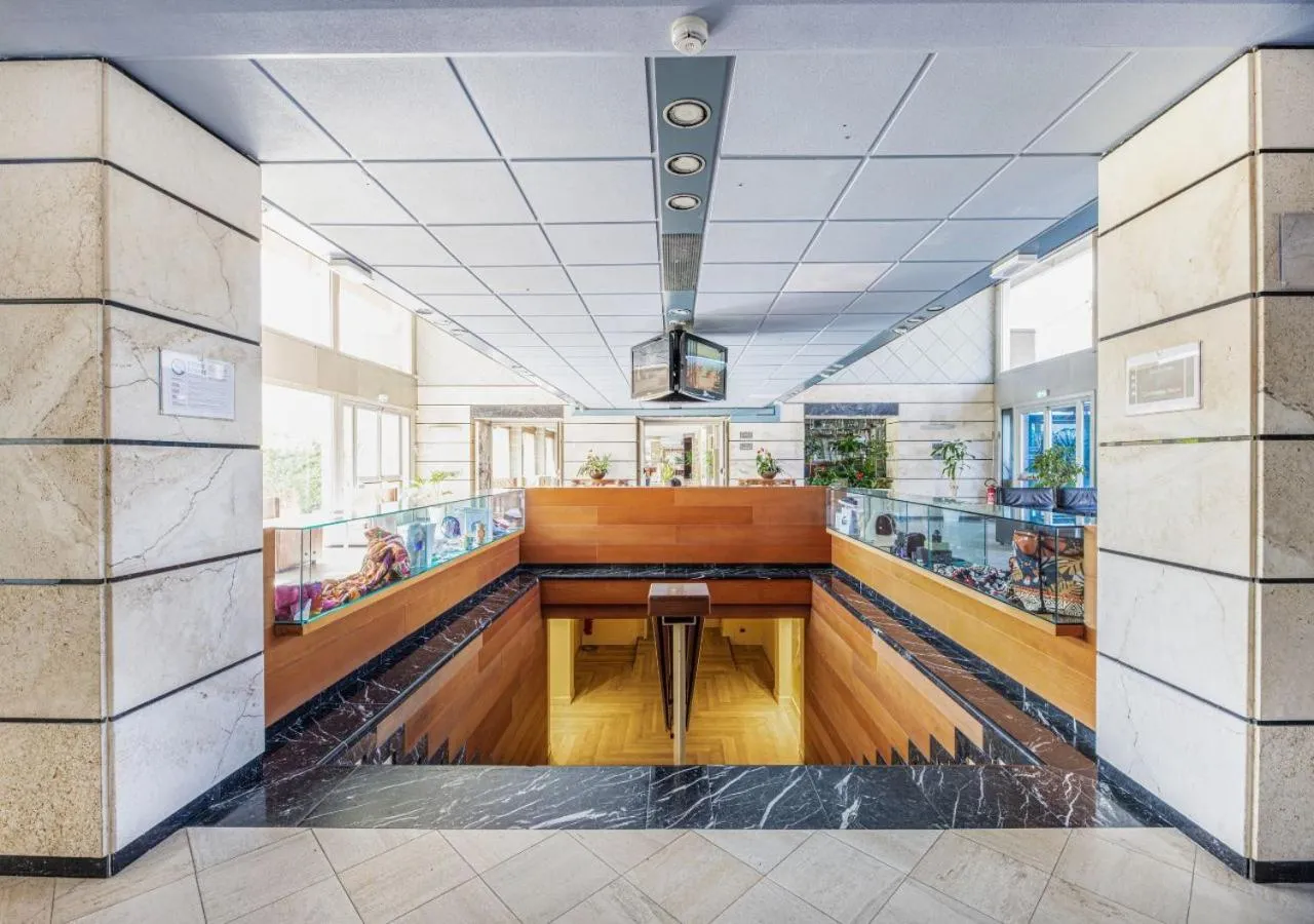 Area and facilities in Grand Hotel Continental