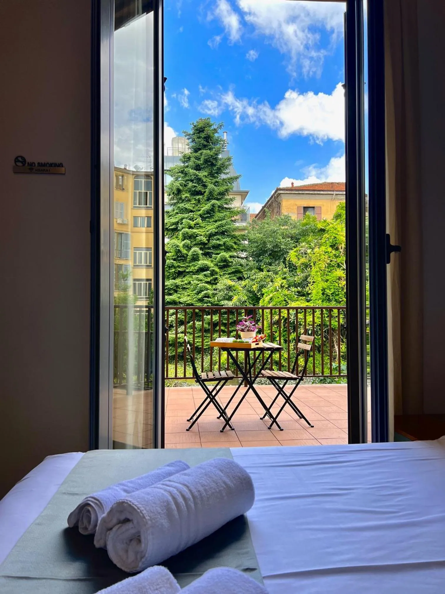 Bedroom, Bed in Hotel Sara