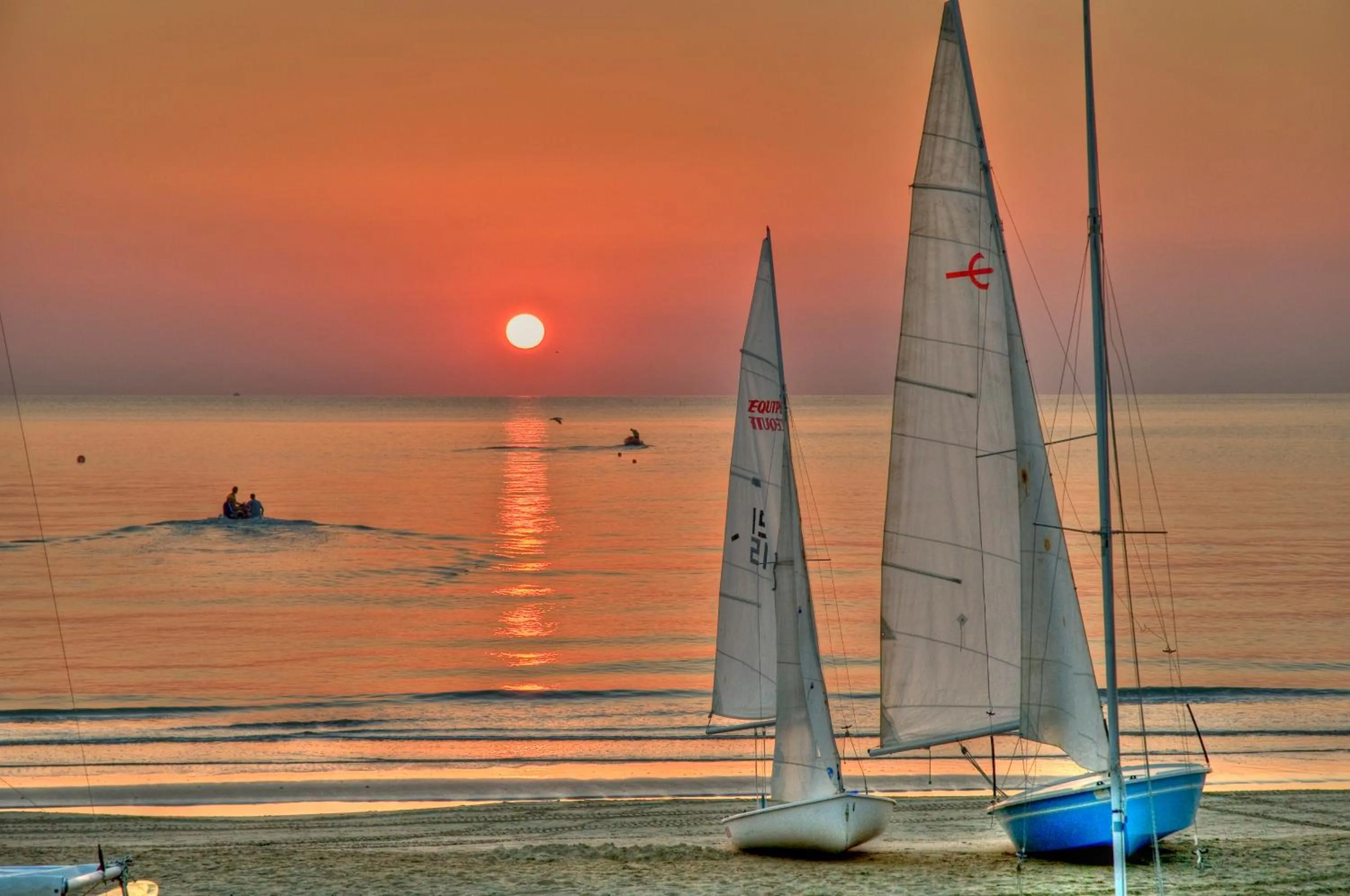 Beach in Hotel Mare Blu -- boutique