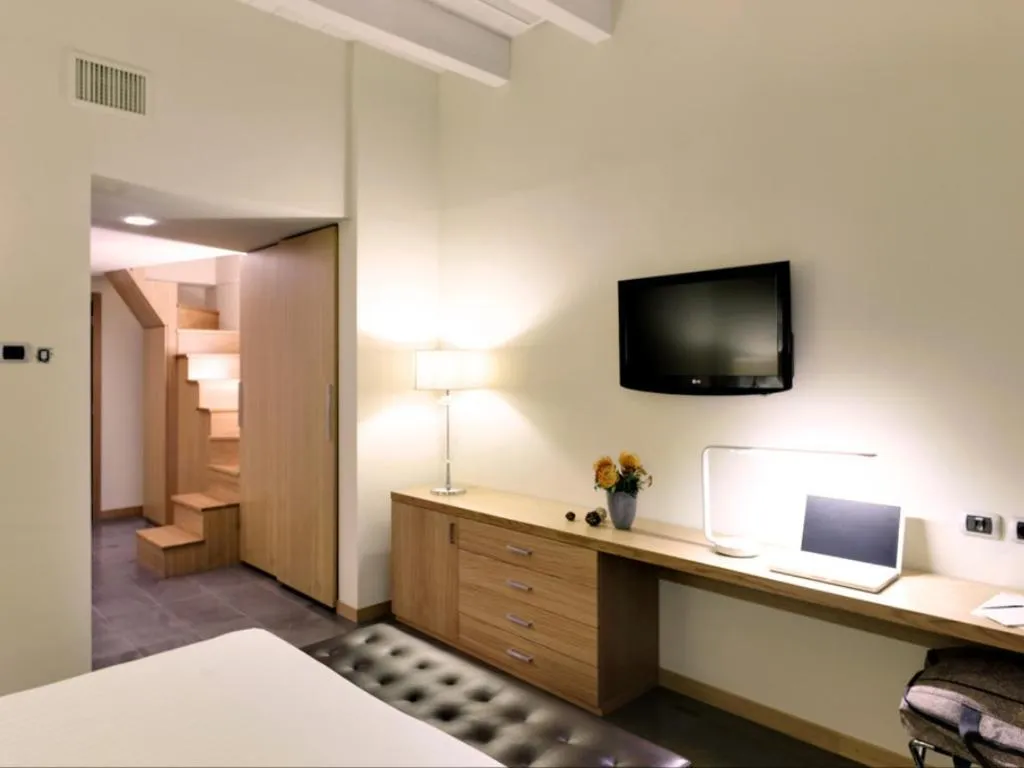 Bedroom, Bed in Hotel Cristallo