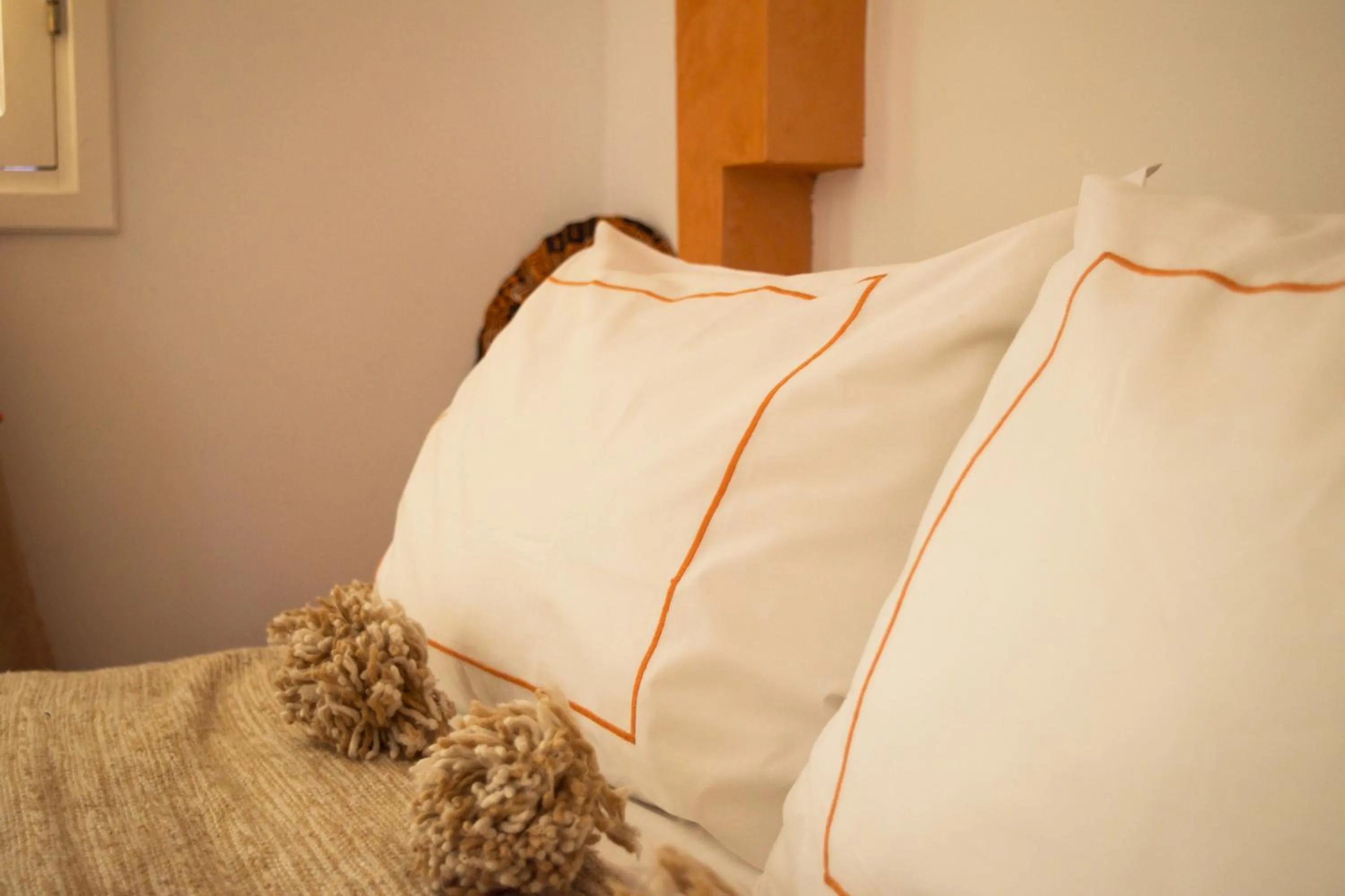 Bed in Riad Le Khan Mogador