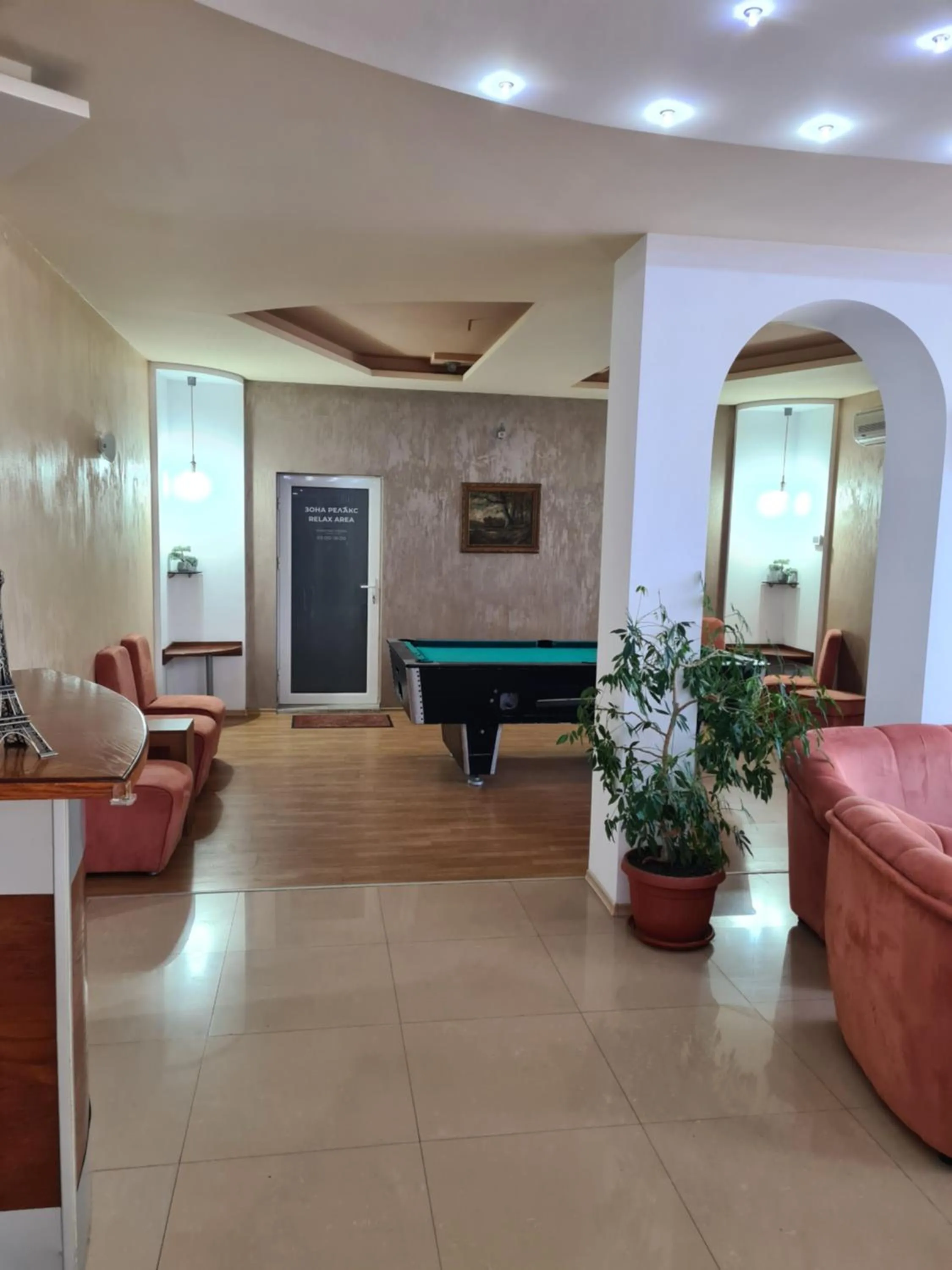 Lobby or reception in HOTEL PARIS Relax Zone