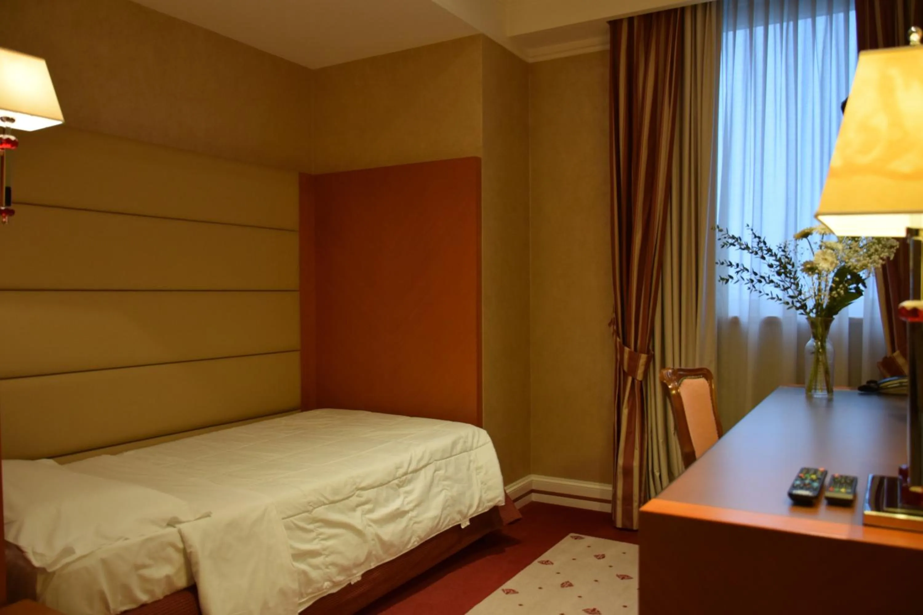 Bed in Hotel Perusia