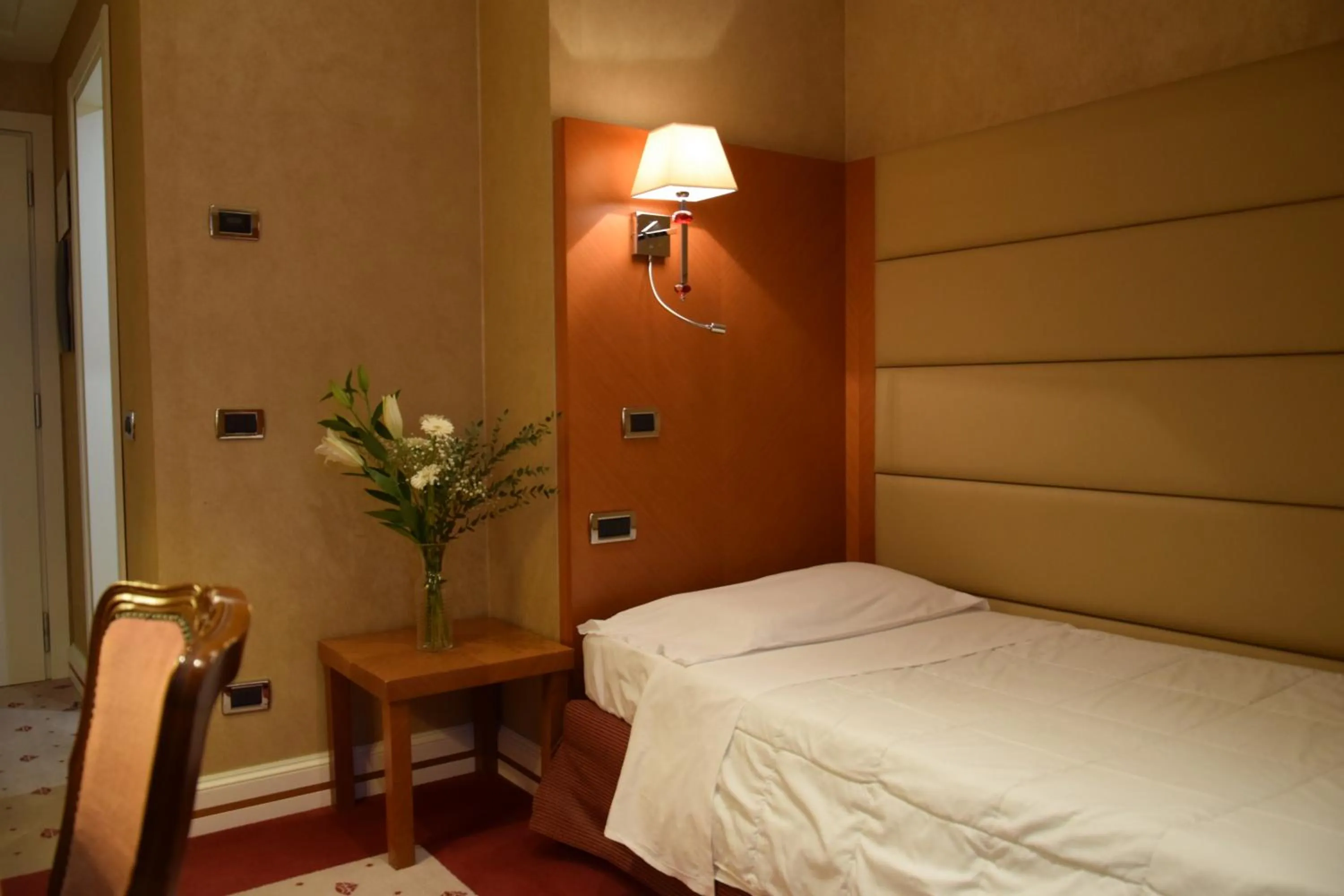 Bed in Hotel Perusia