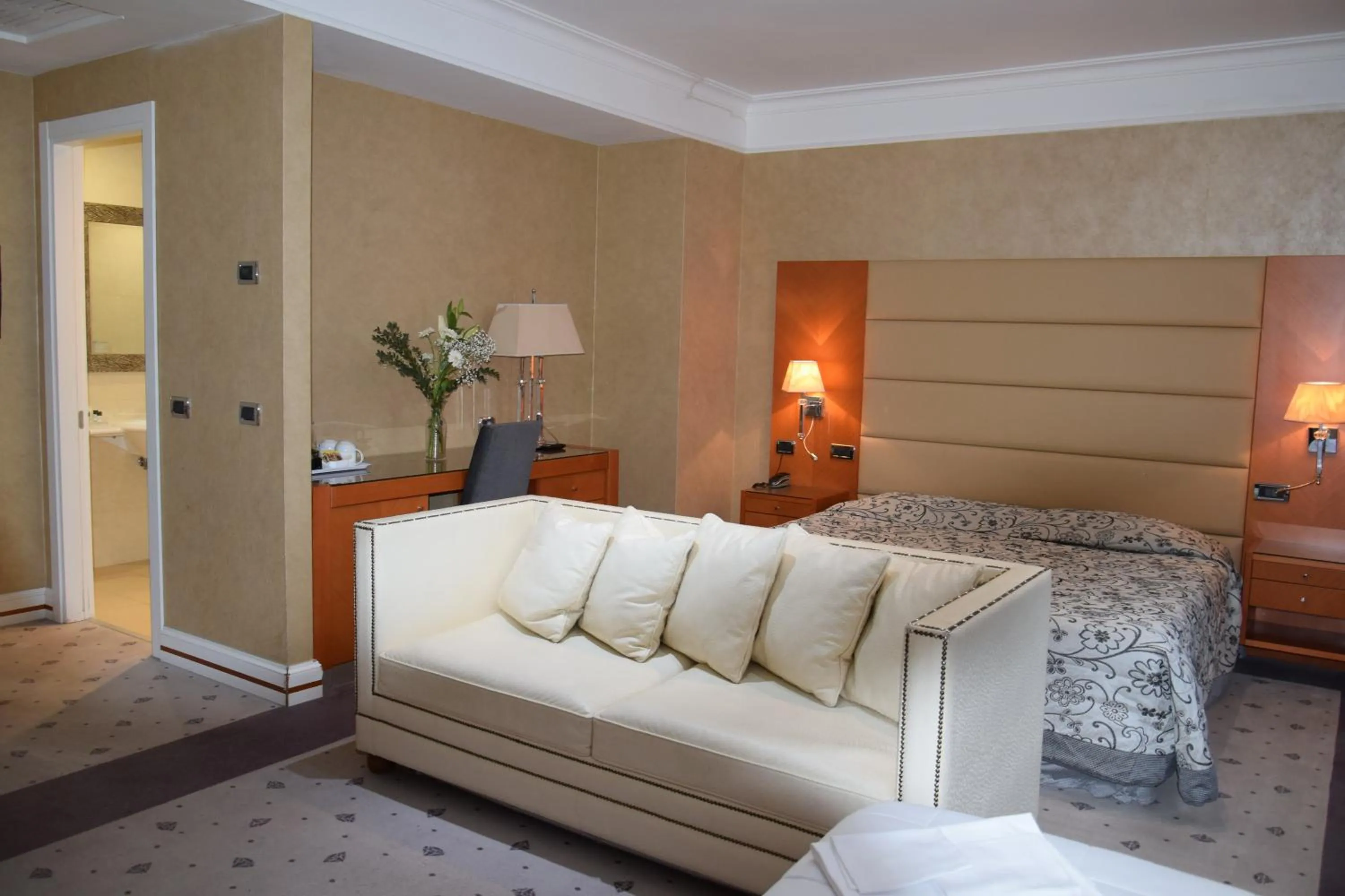 Bed in Hotel Perusia