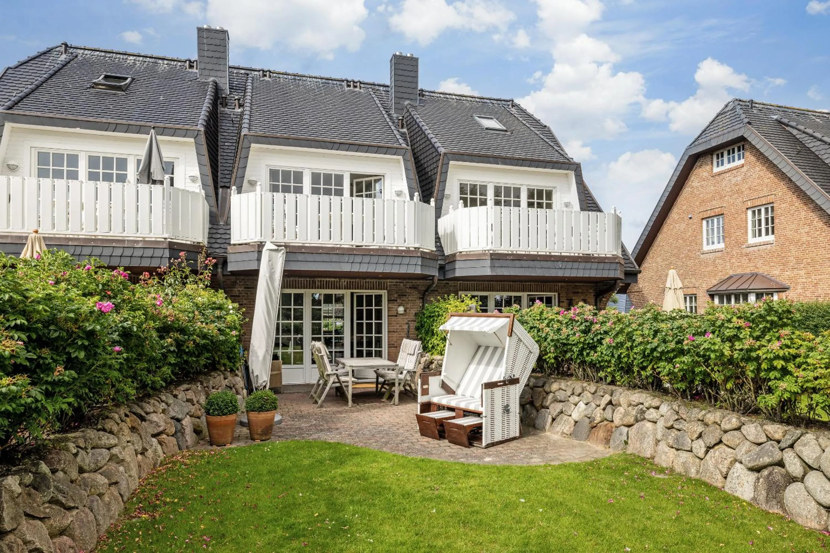 Garden in Landhaus Weidenstieg App 2
