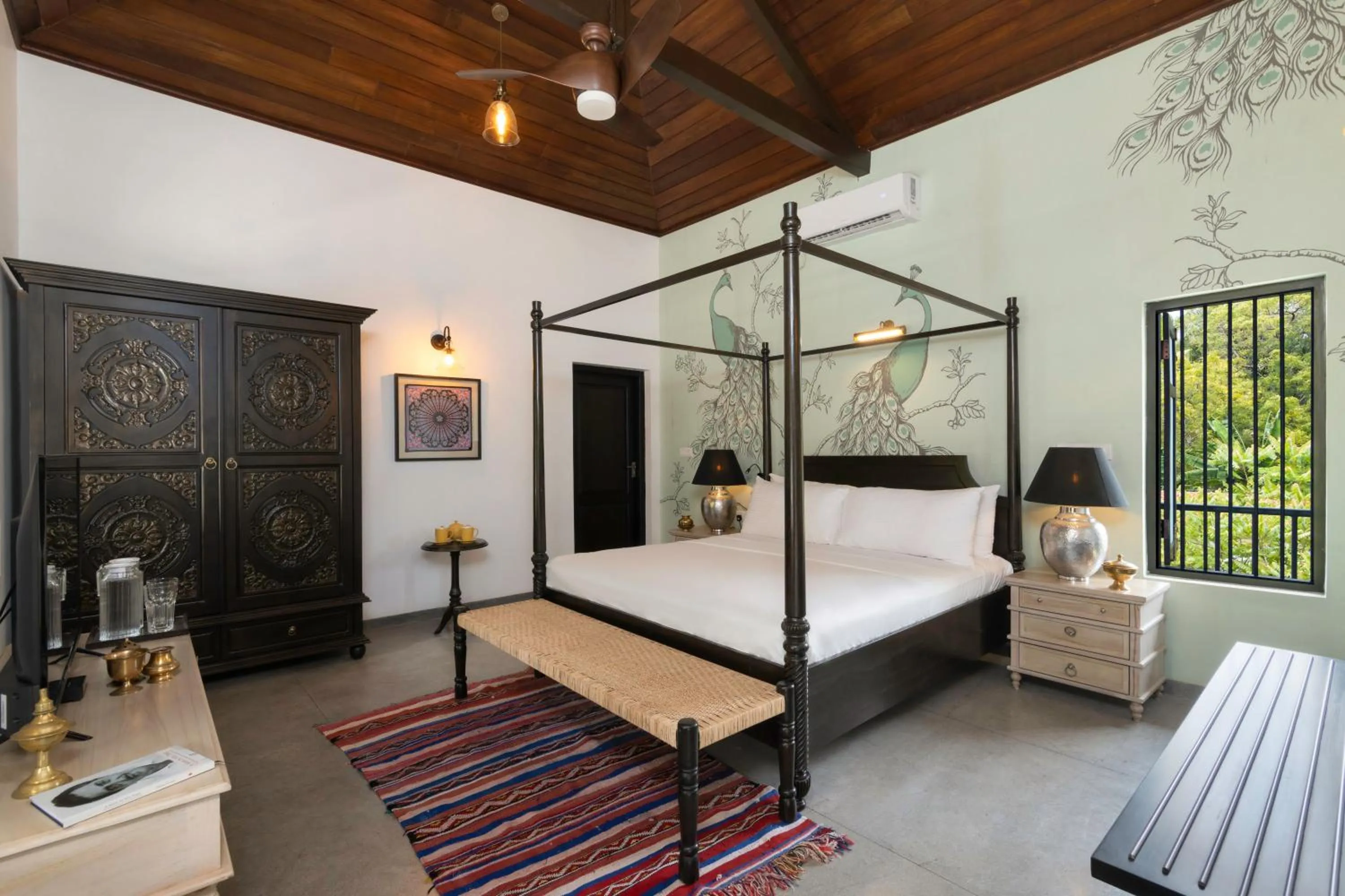 Photo of the whole room, Bed in Jetwing Mahesa Bhawan