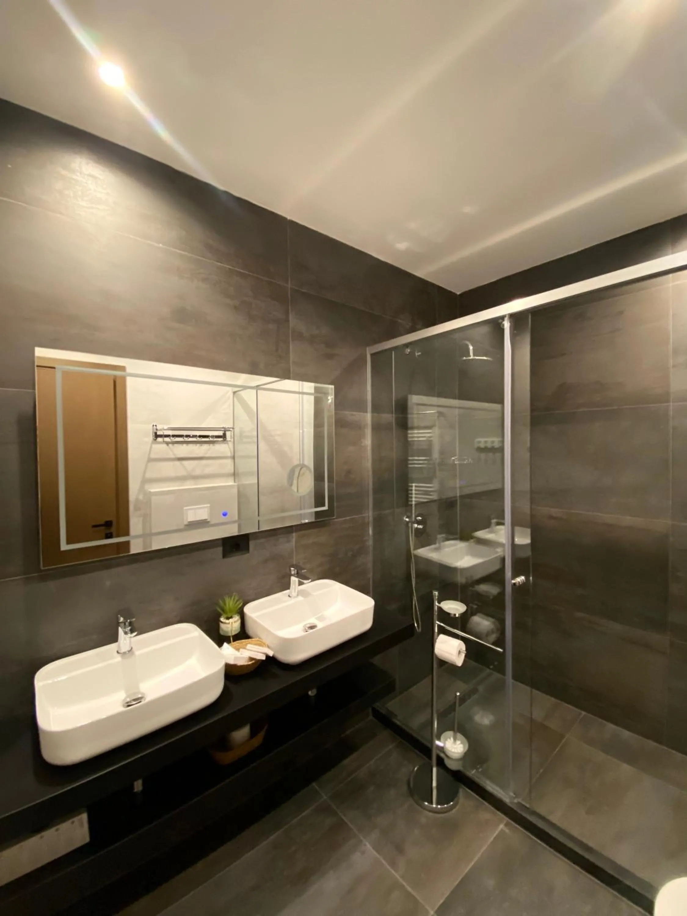 Bathroom in ELMAR HOTEL