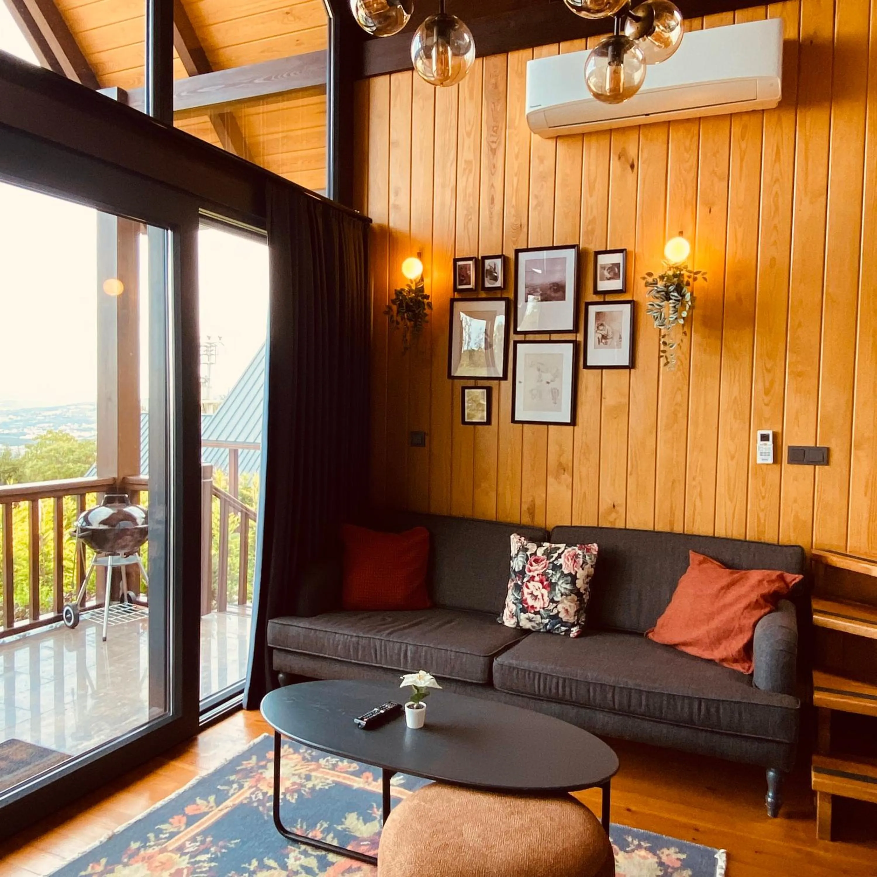 Seating area in Kartepe Panorama