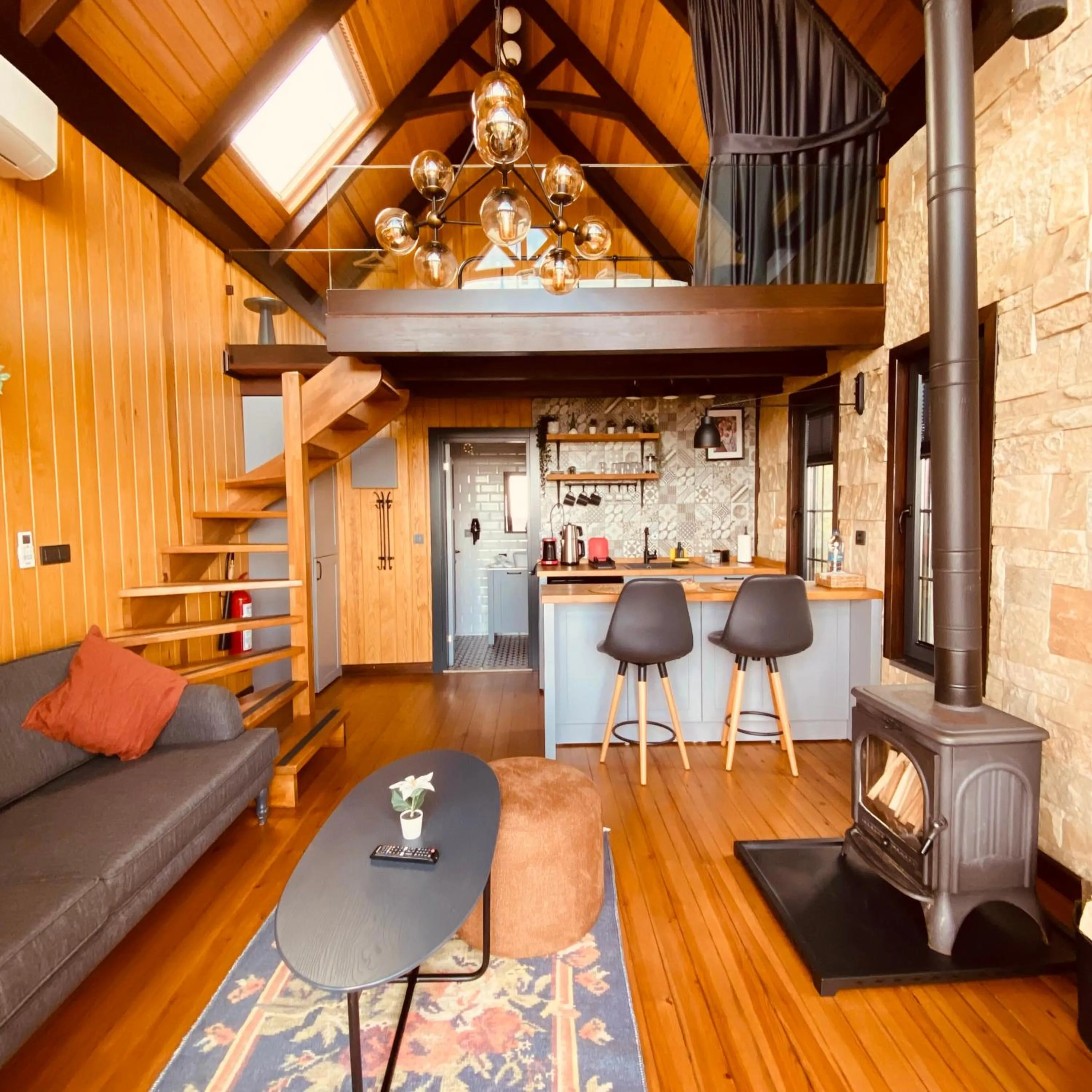 Photo of the whole room in Kartepe Panorama