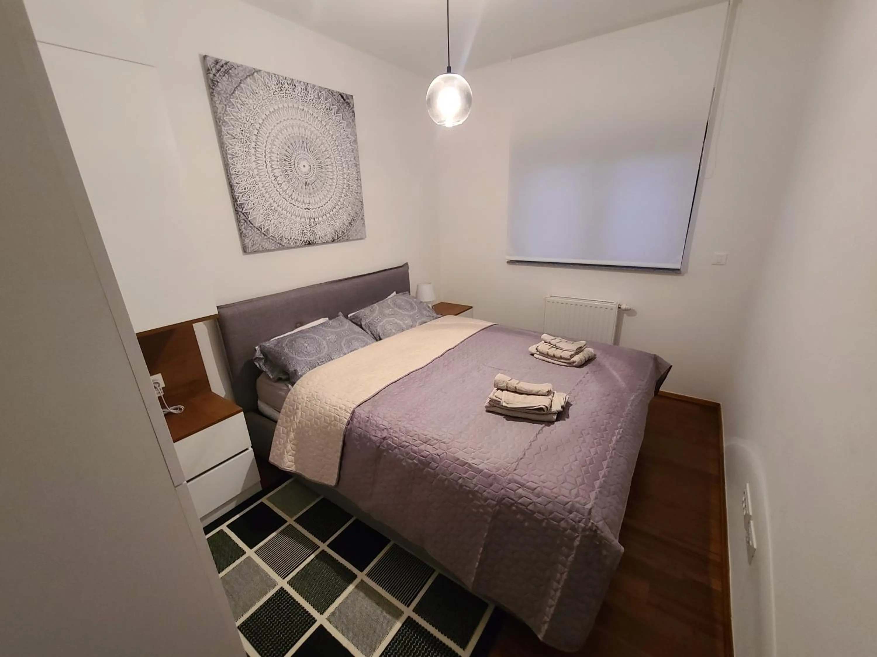 Bedroom, Bed in Modern 4-Star luxury apt - WFH Ready, Free Parking