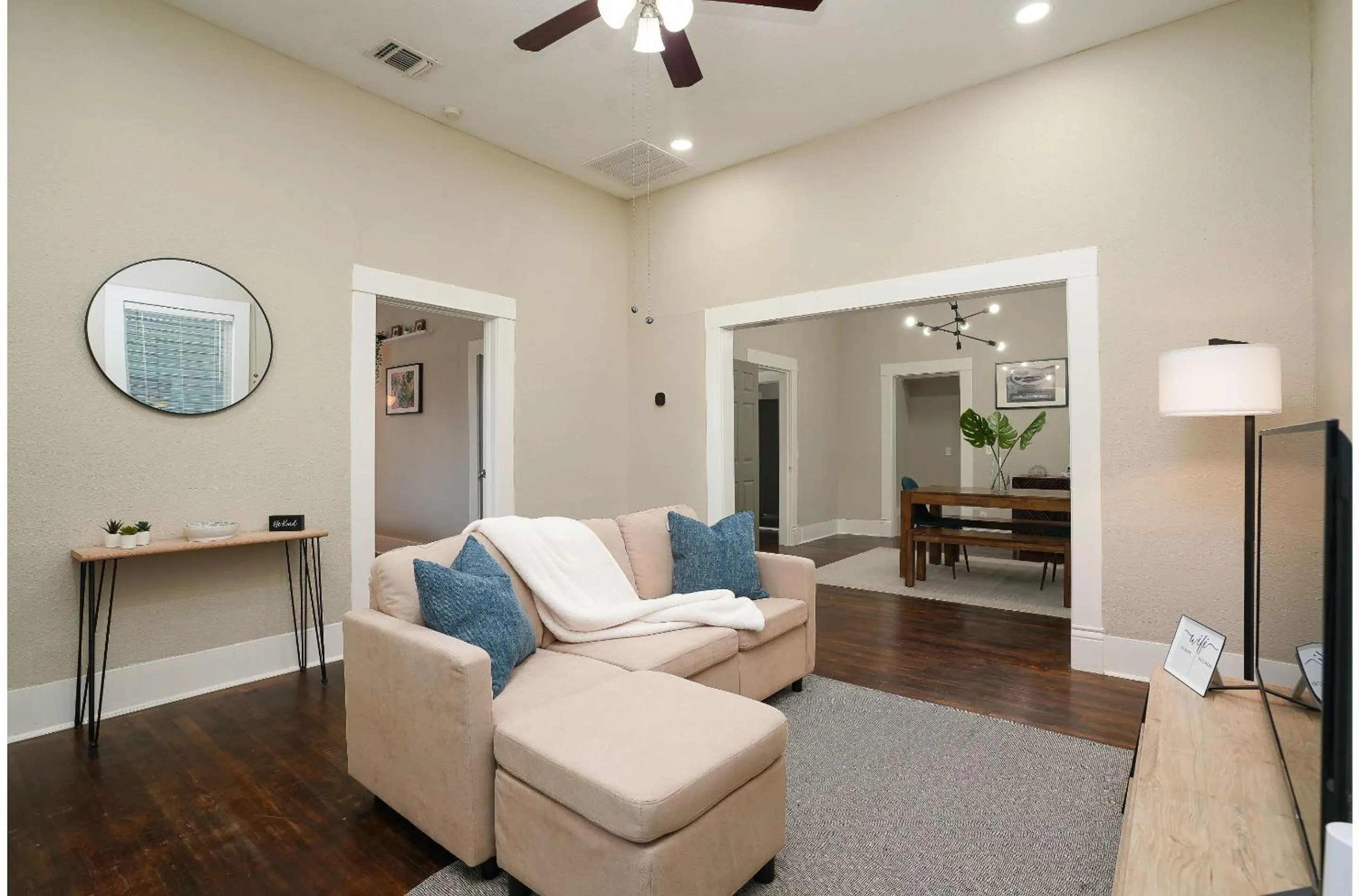 Living room in Amazing Fully Fenced Home Only 5 Mins from Downtown