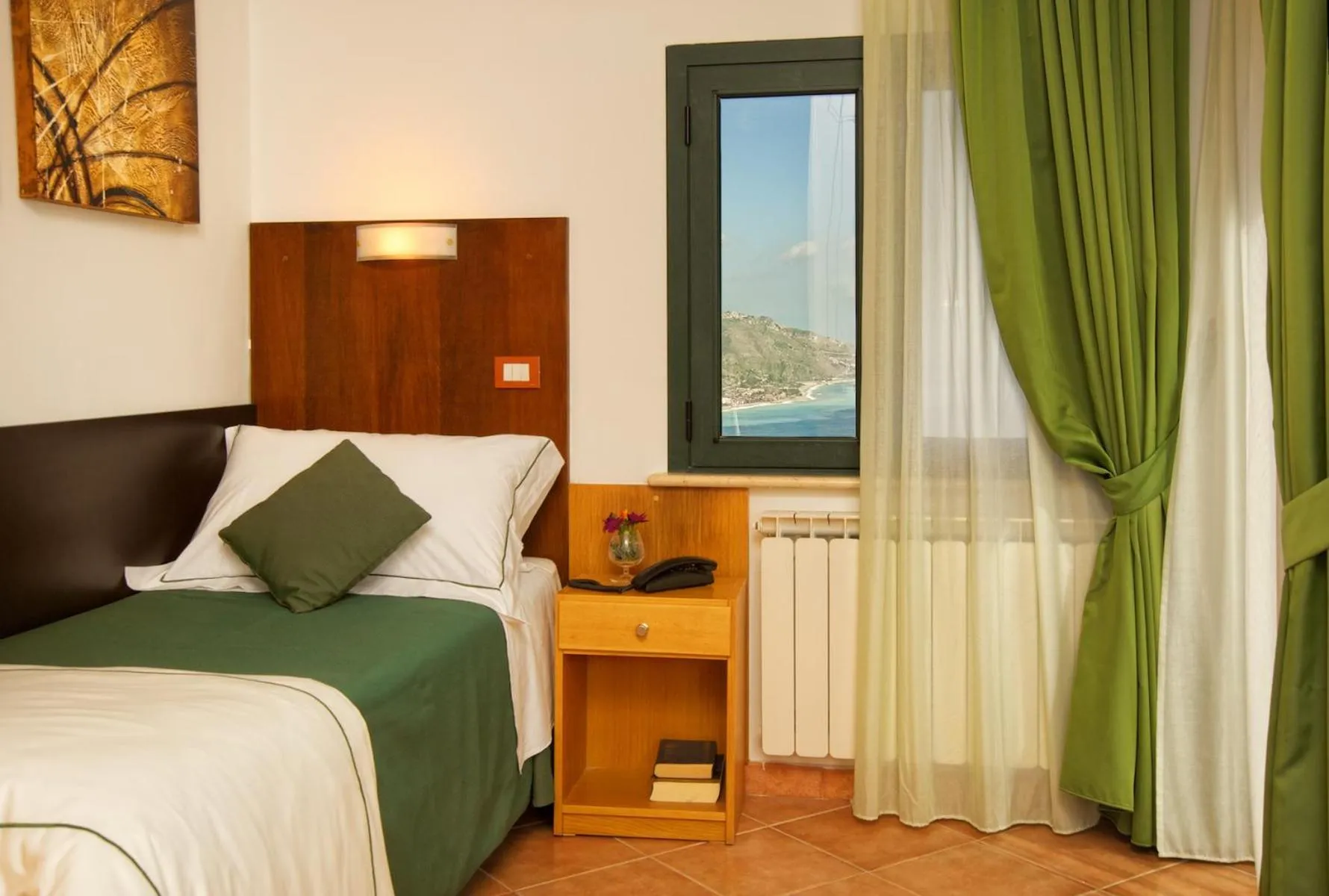 Bed in Hotel "La Pensione Svizzera"