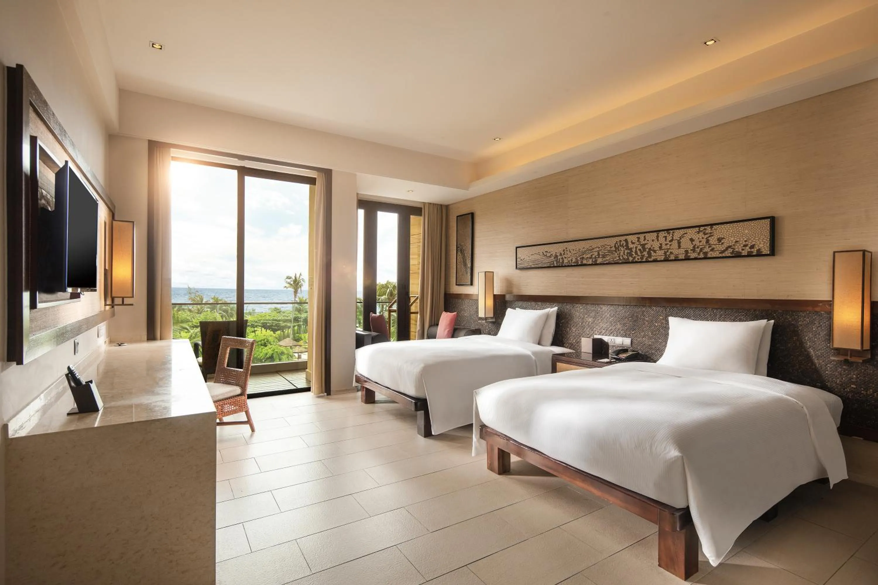 Photo of the whole room, Bed in Wanda Realm Resort Sanya Haitang Bay