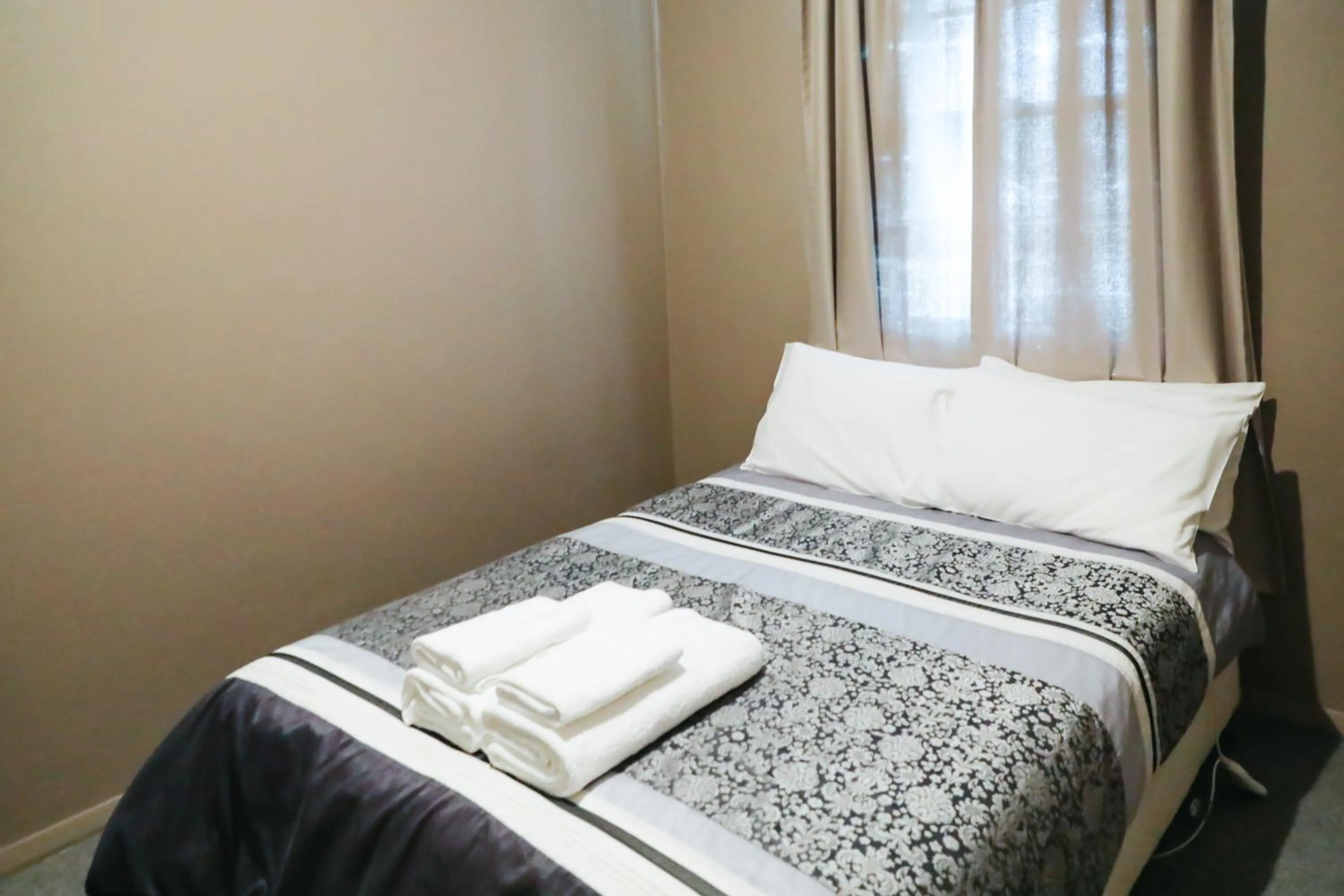 Bed in Royal Hotel Capertee