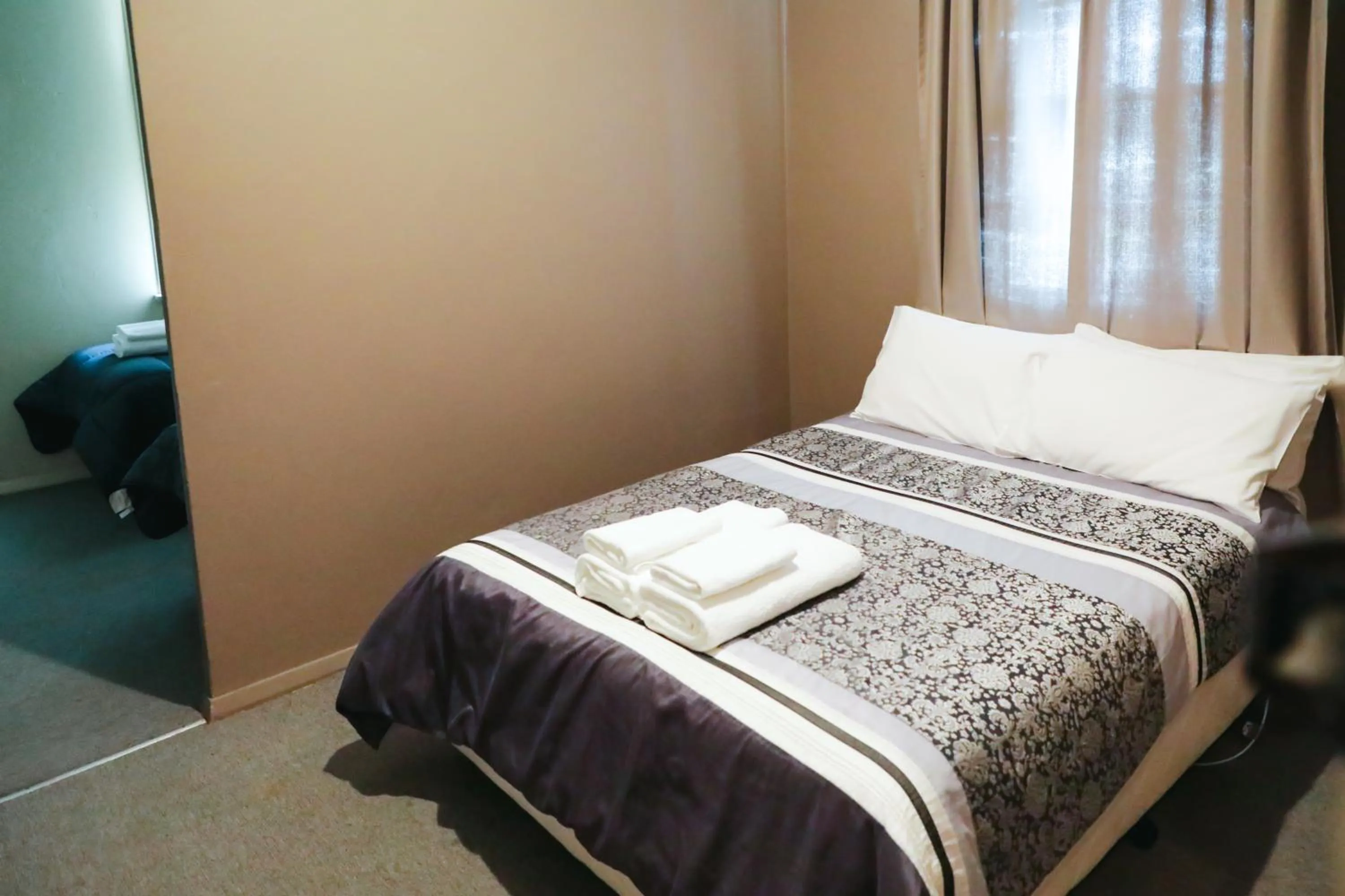 Bed in Royal Hotel Capertee