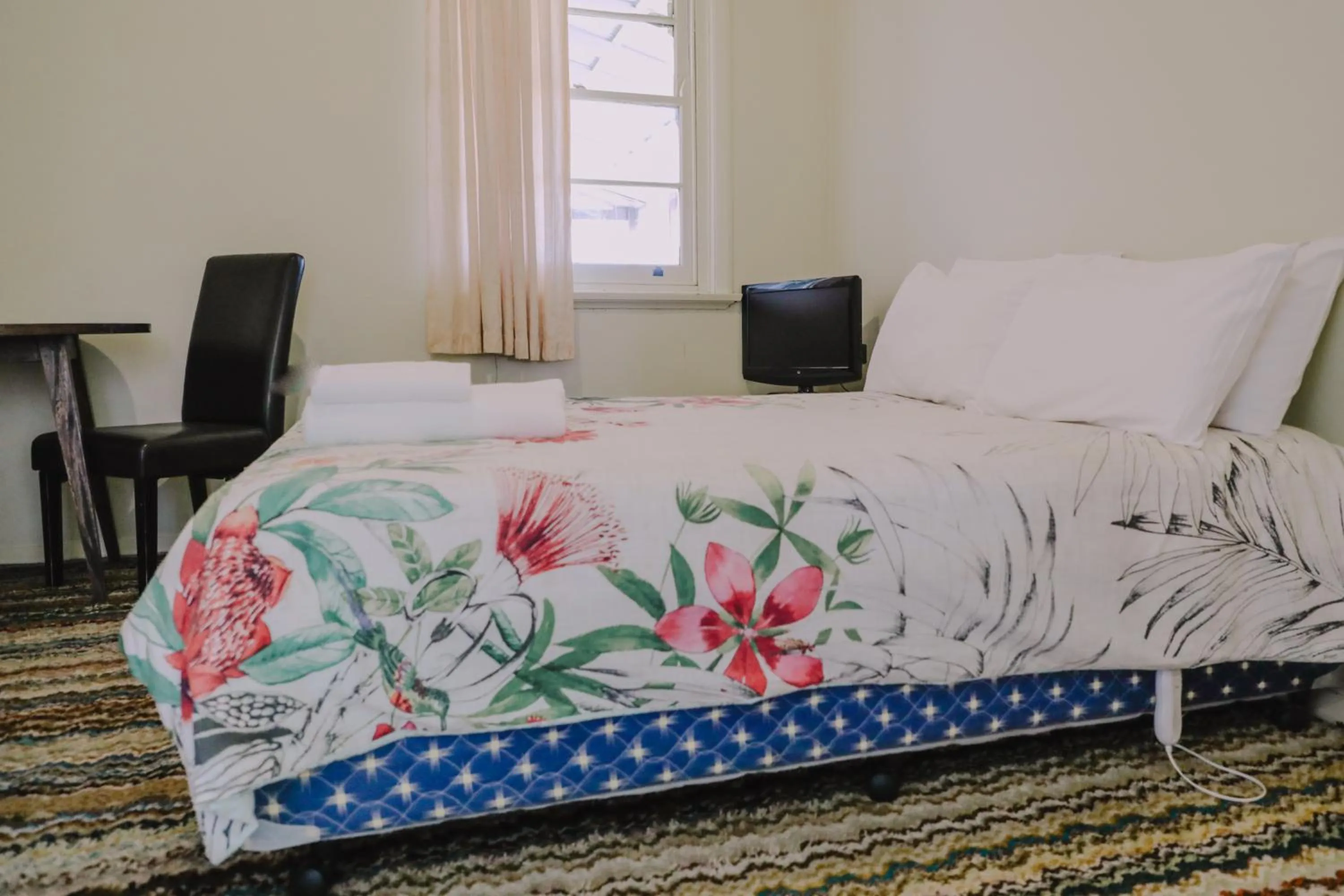 Bed in Royal Hotel Capertee