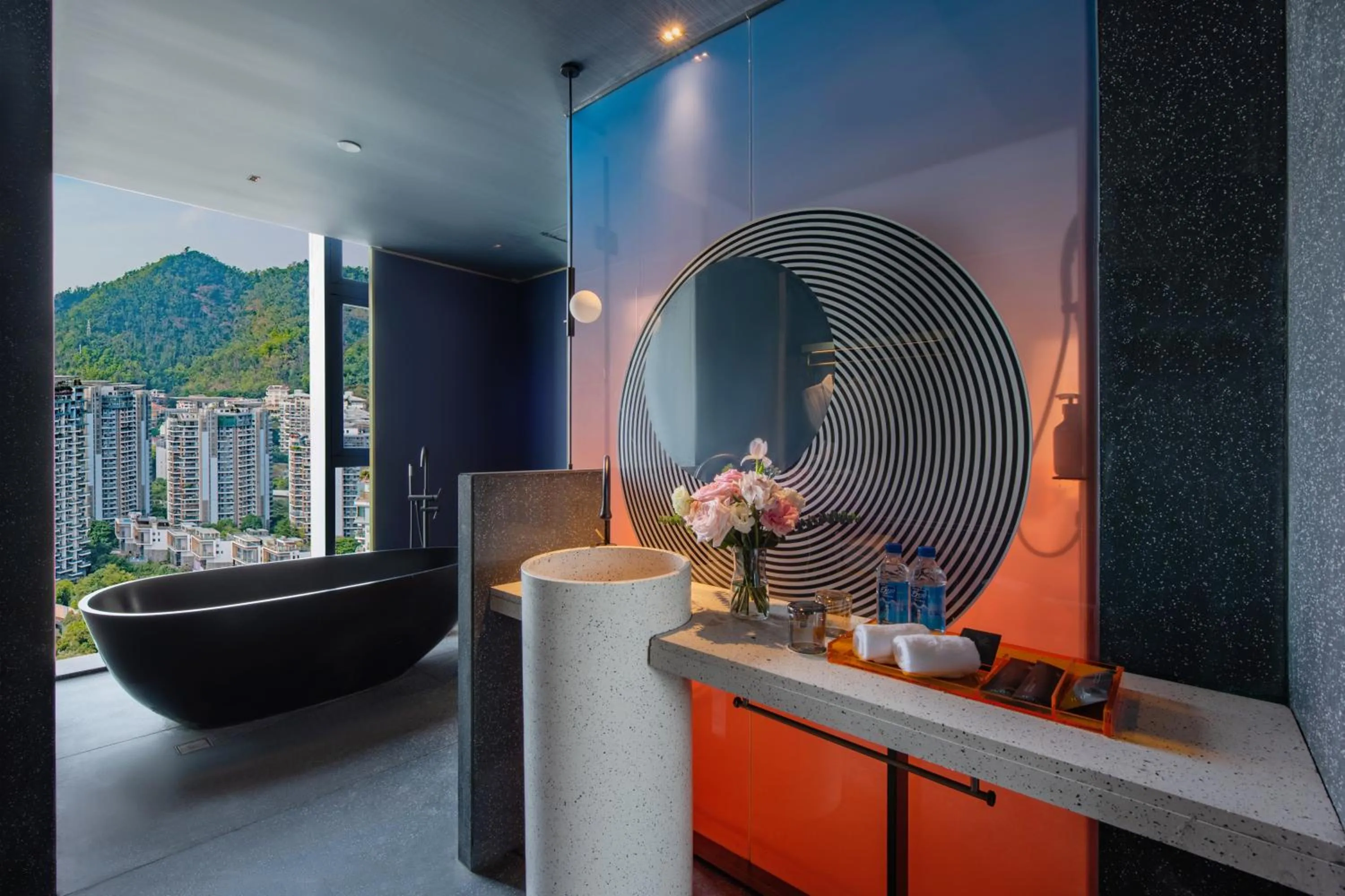 Bathroom in Grade Hotel Shenzhen Shekou Sea World