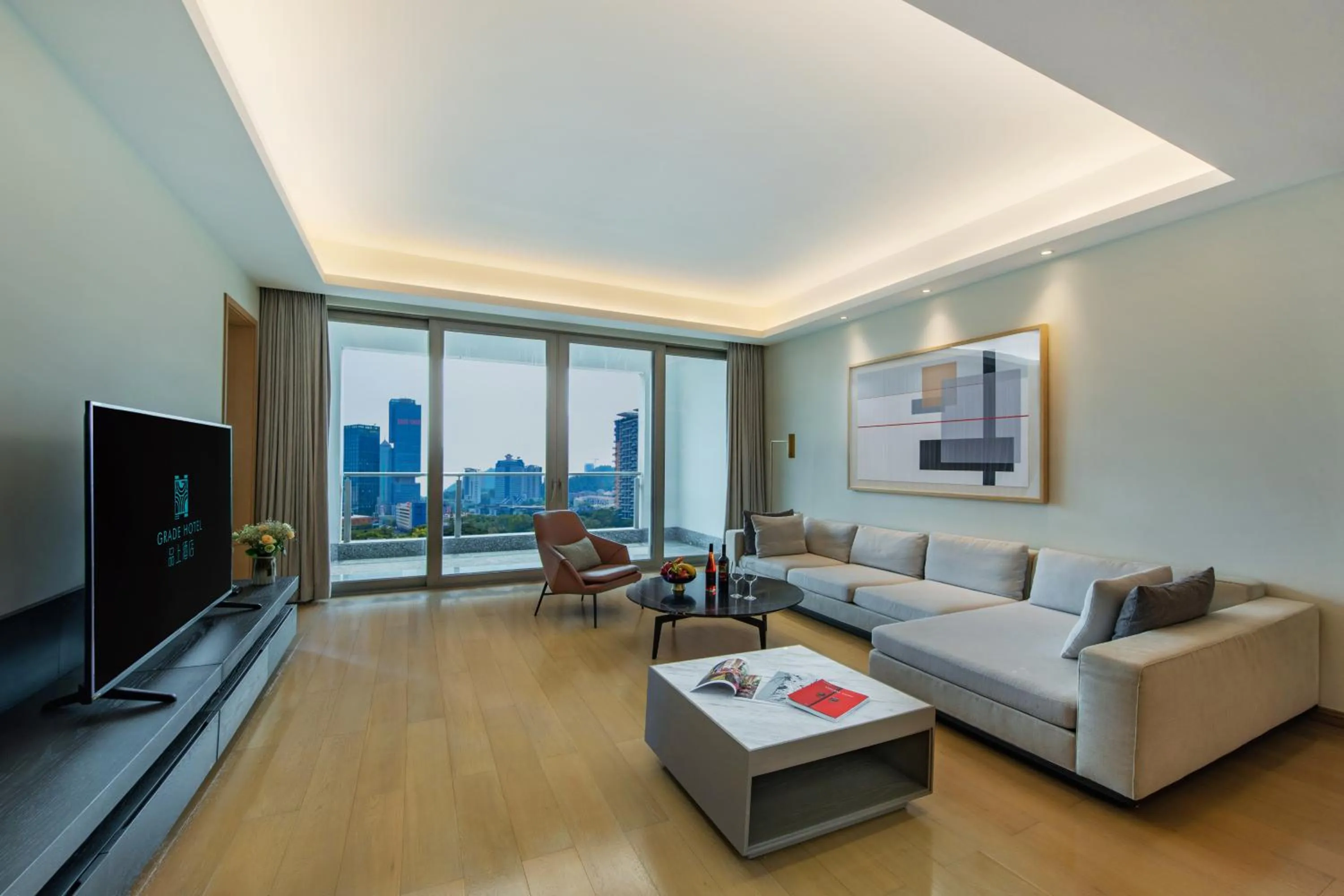 TV and multimedia in Grade Hotel Shenzhen Shekou Sea World