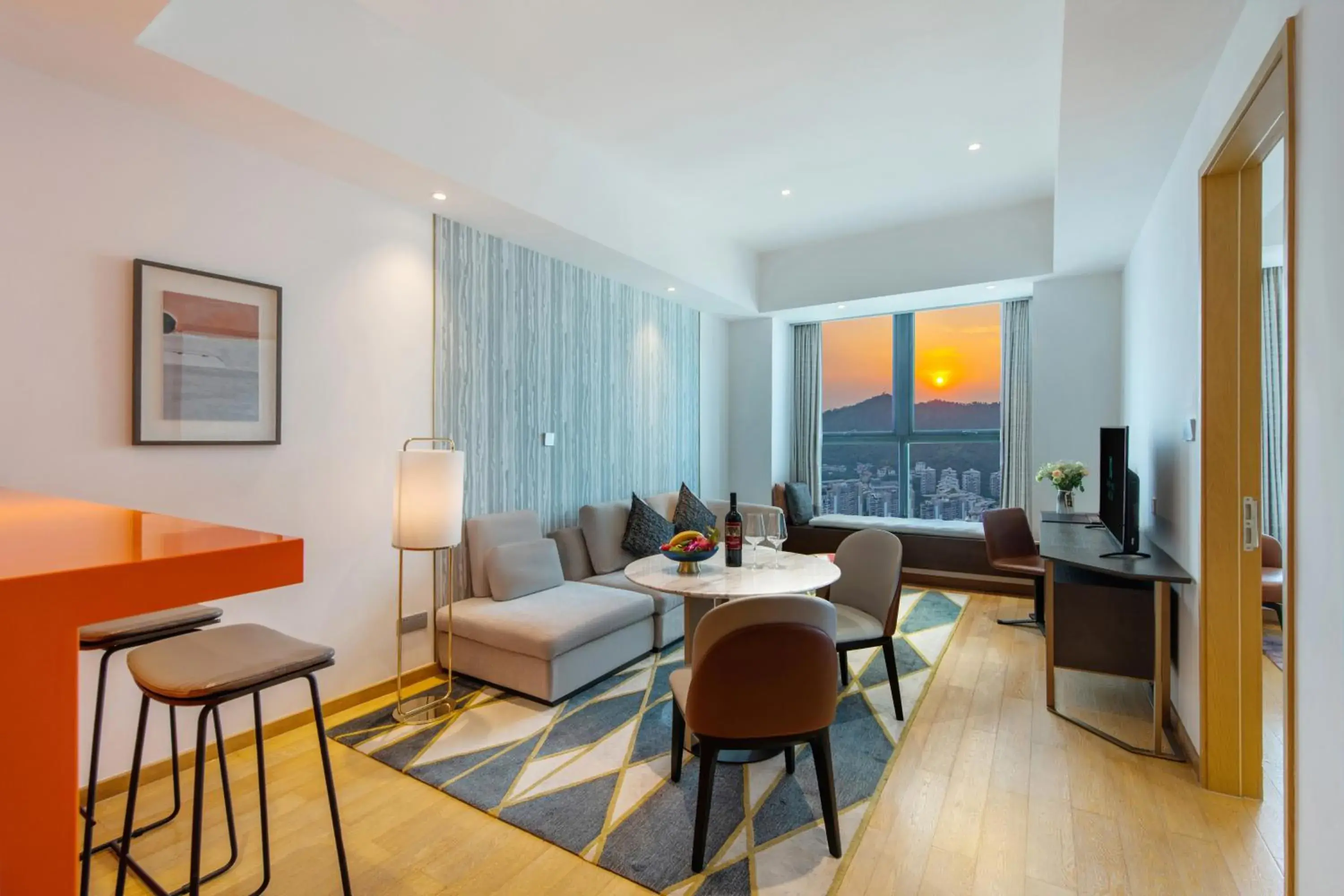 Studio with Mountain View in Grade Hotel Shenzhen Shekou Sea World Studio with Mountain View in Grade Hotel Shenzhen Shekou Sea World