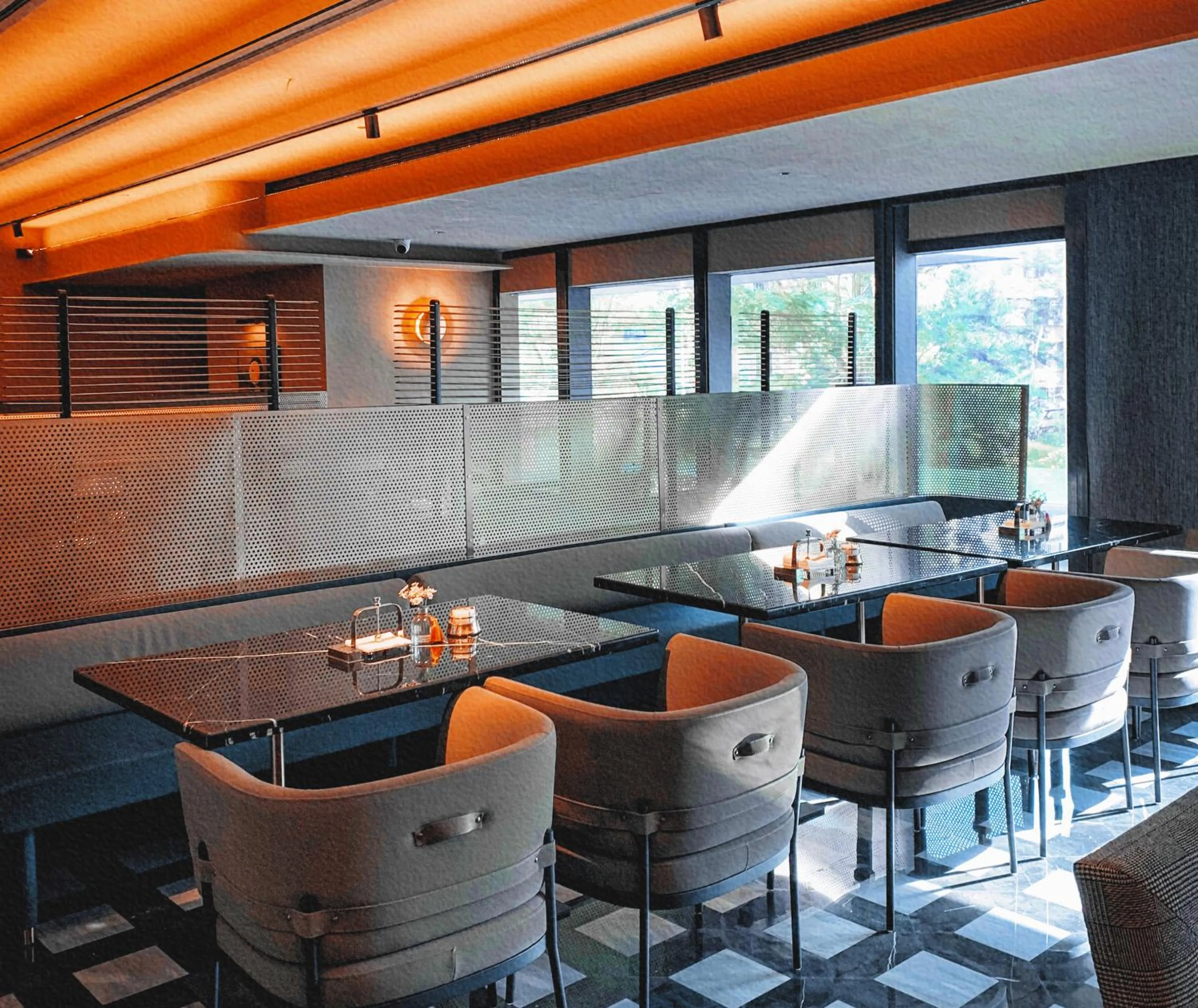 Restaurant/places to eat in Grade Hotel Shenzhen Shekou Sea World