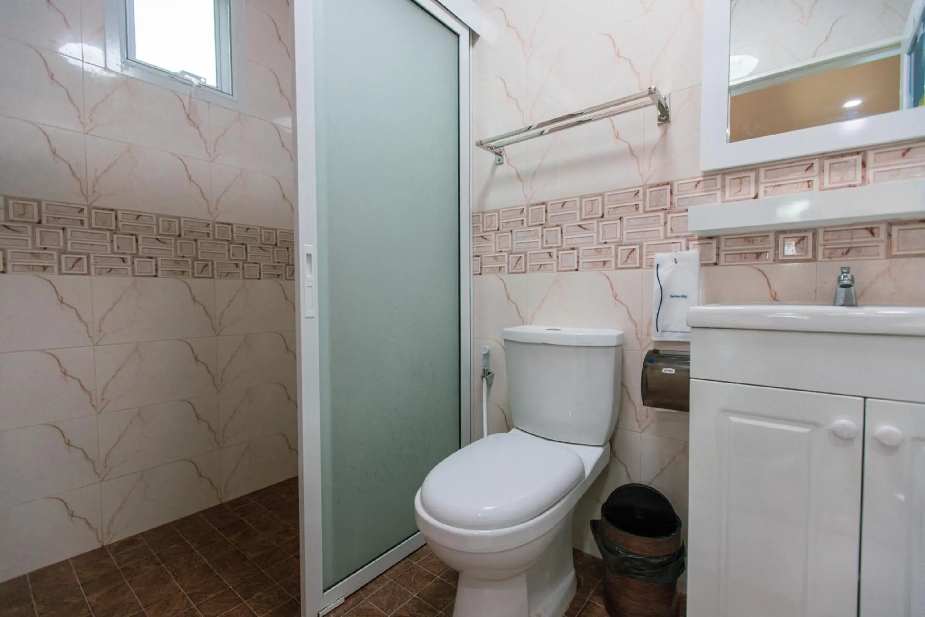 Two-Bedroom House in The Chamuang Forest Two-Bedroom House in The Chamuang Forest