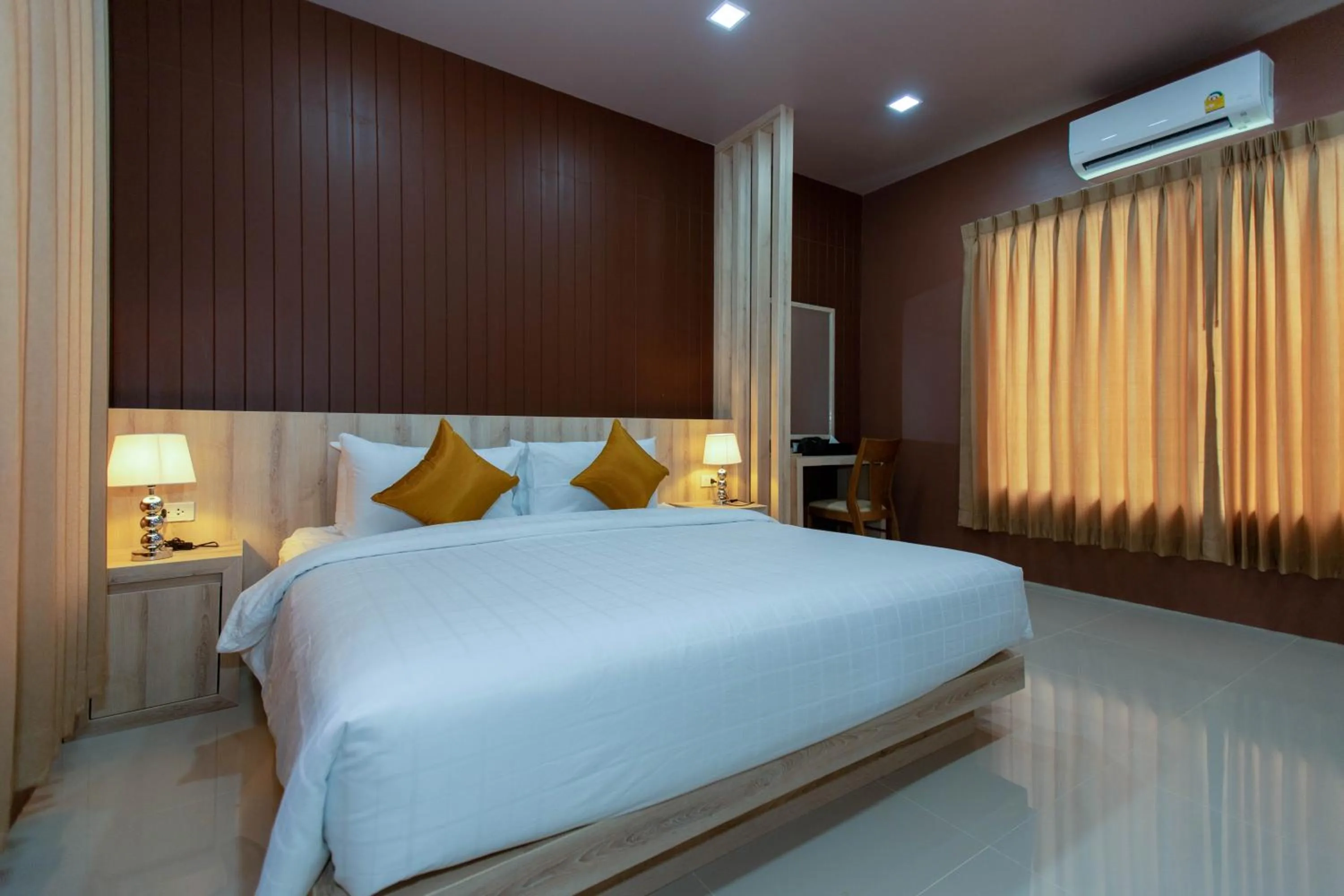 Bedroom, Bed in The Chamuang Forest