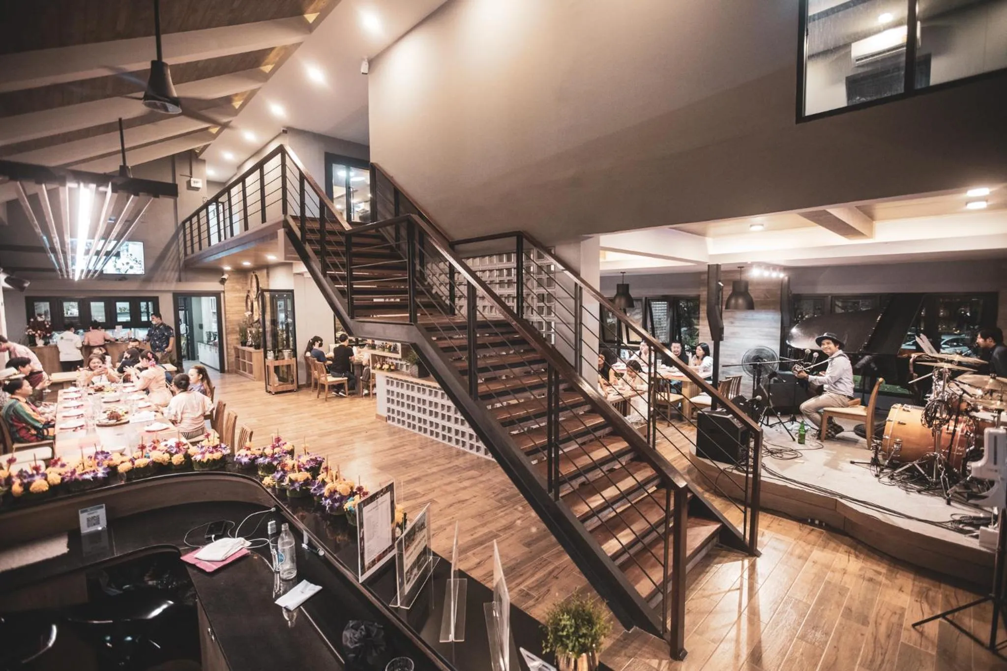 Restaurant/places to eat in The Chamuang Forest