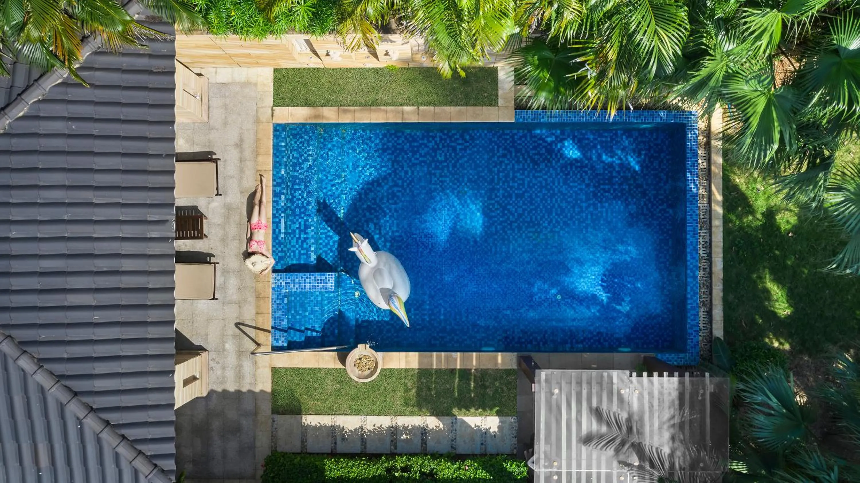 Pool view in Wanda Reign Resort & Villas Sanya Haitang Bay