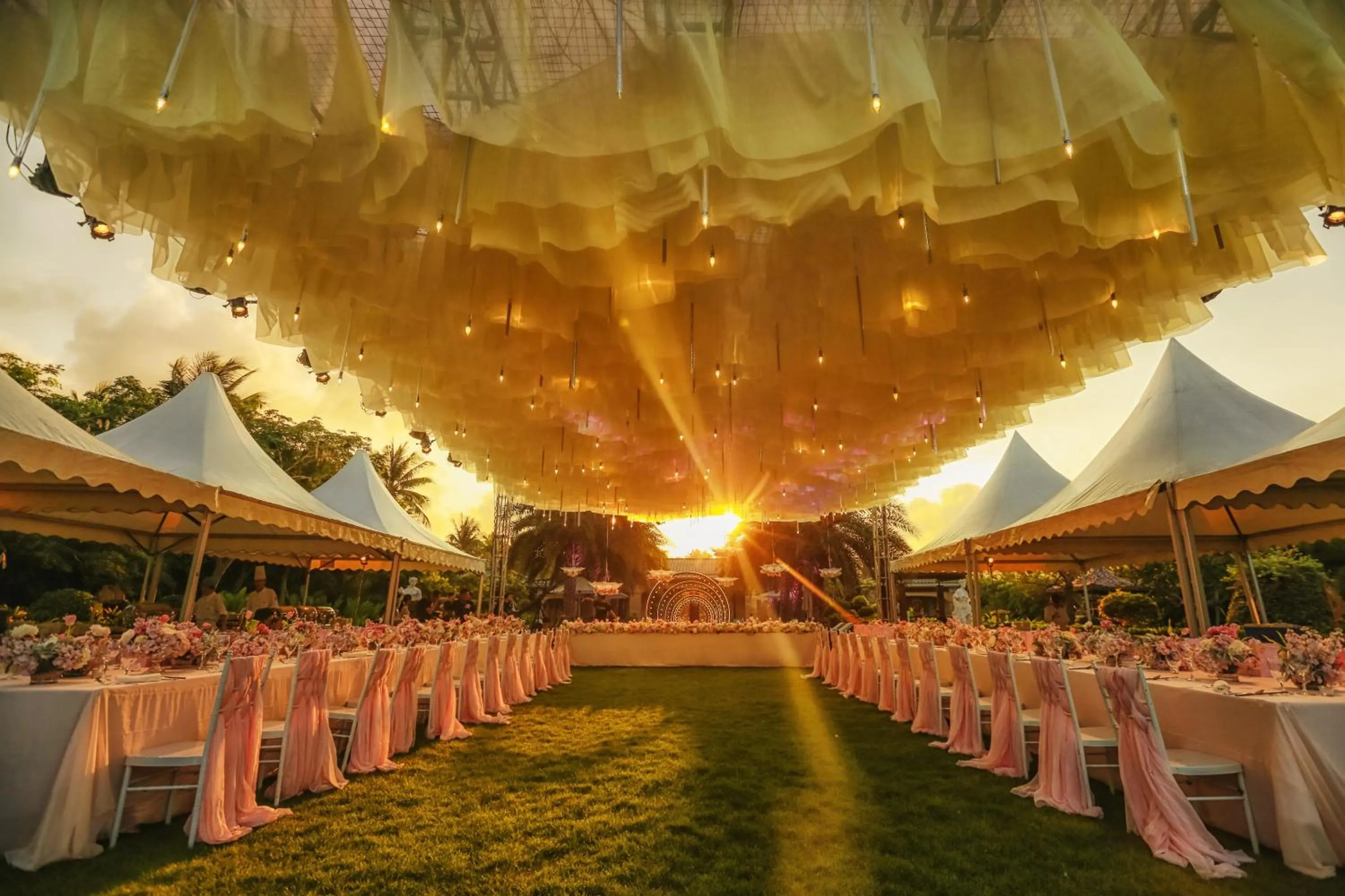 wedding in Wanda Reign Resort & Villas Sanya Haitang Bay