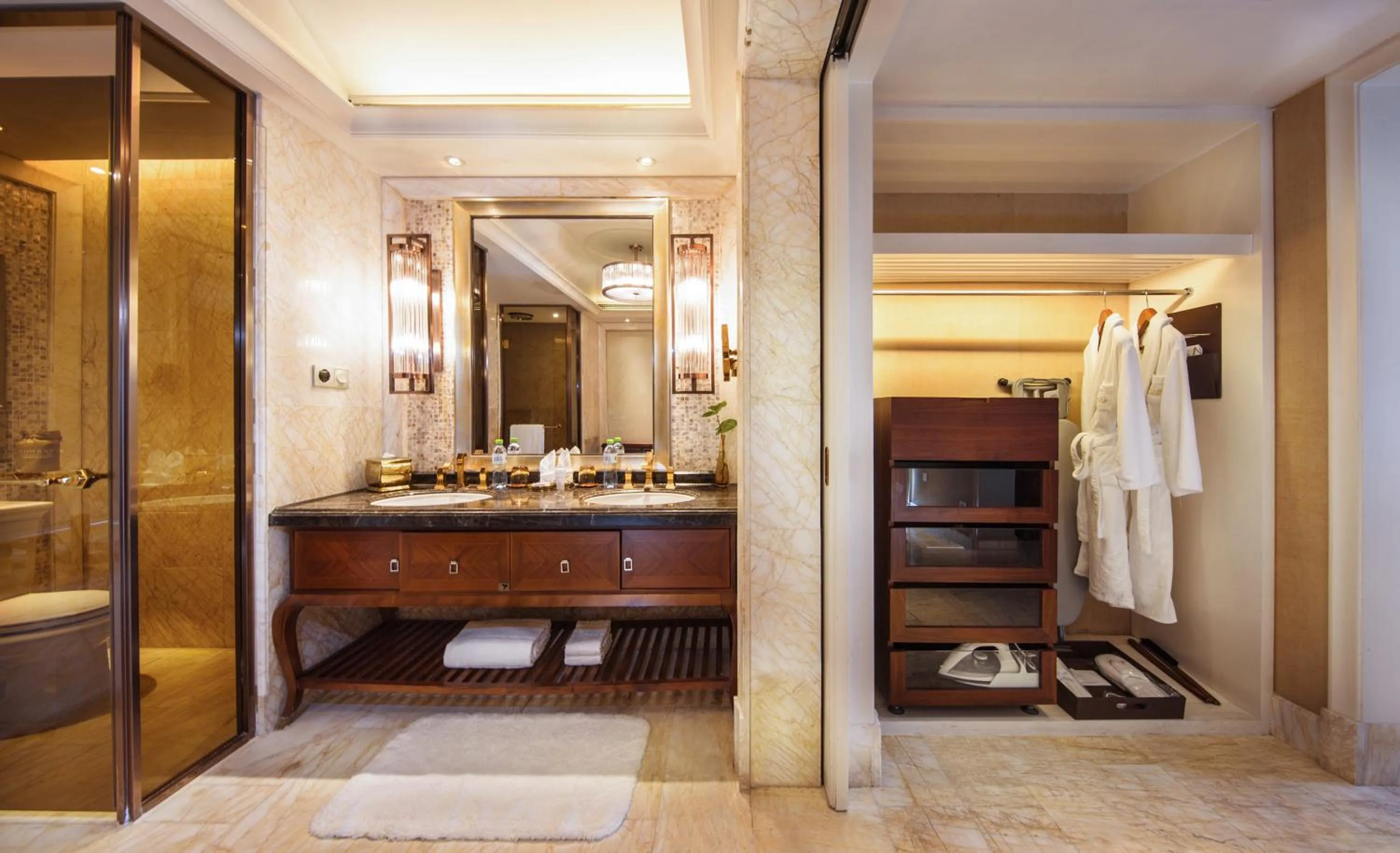 Bathroom in Wanda Reign Resort & Villas Sanya Haitang Bay