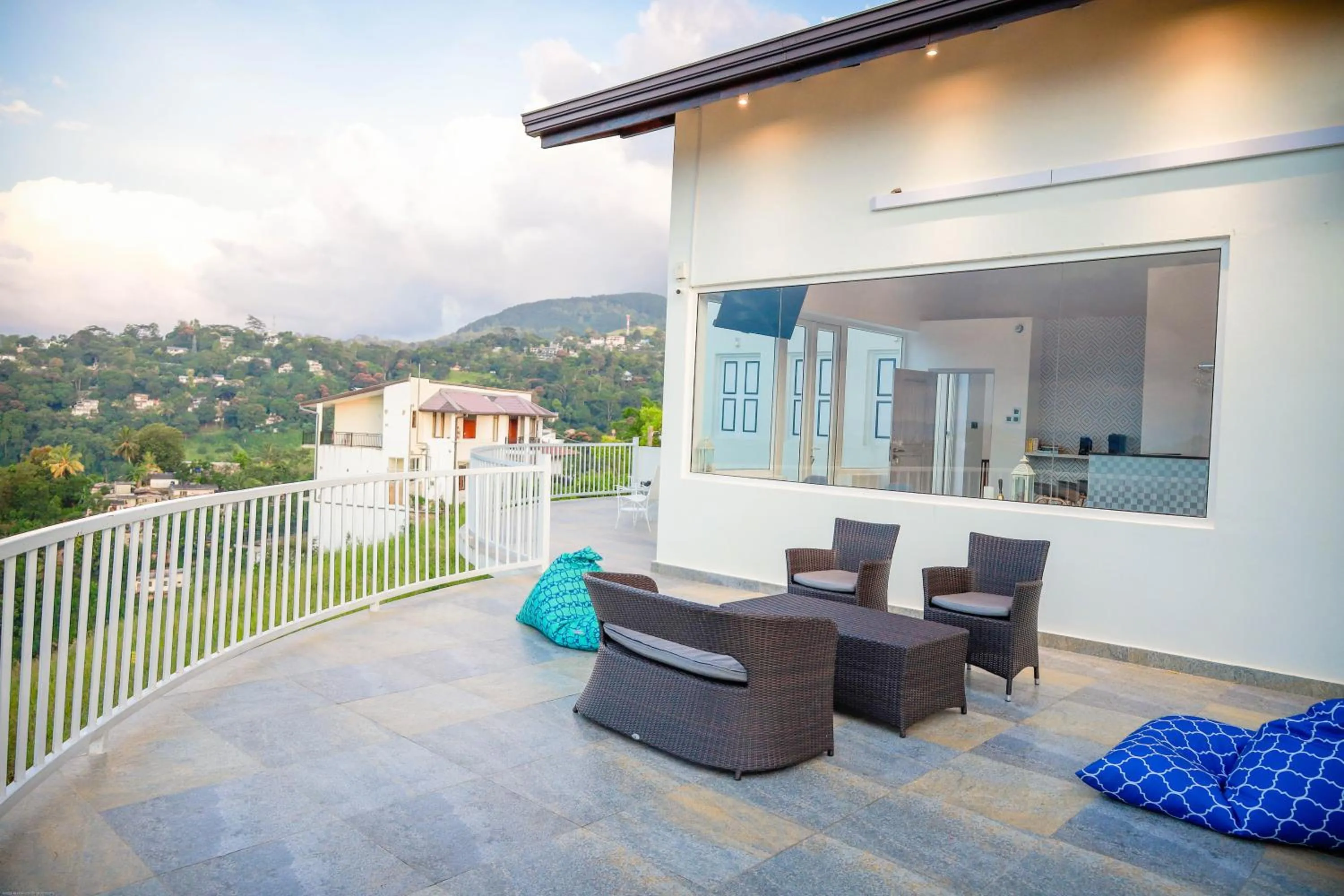 Balcony/Terrace in The Summit Kandy