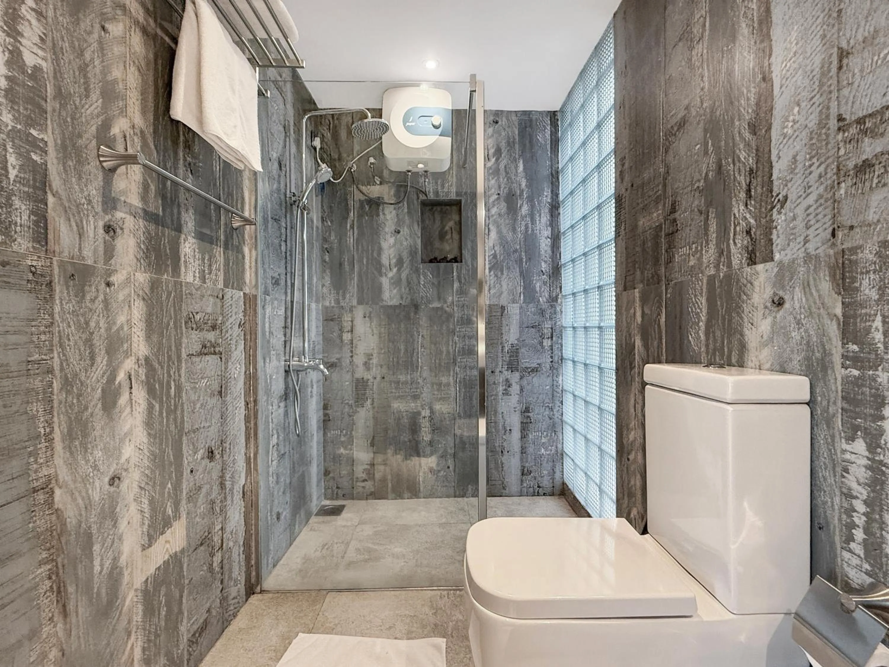 Bathroom in The Summit Kandy