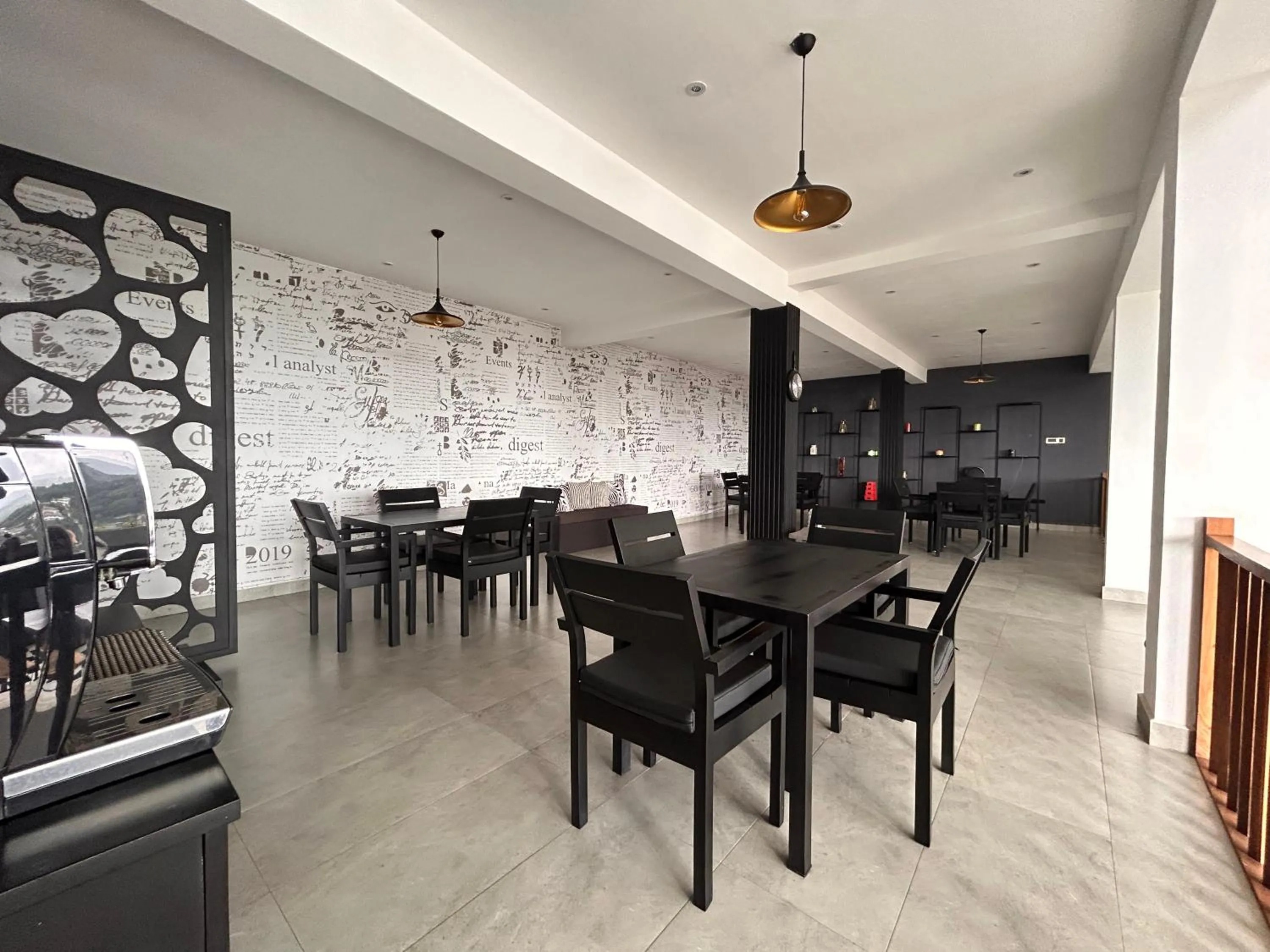 Restaurant/places to eat in The Summit Kandy