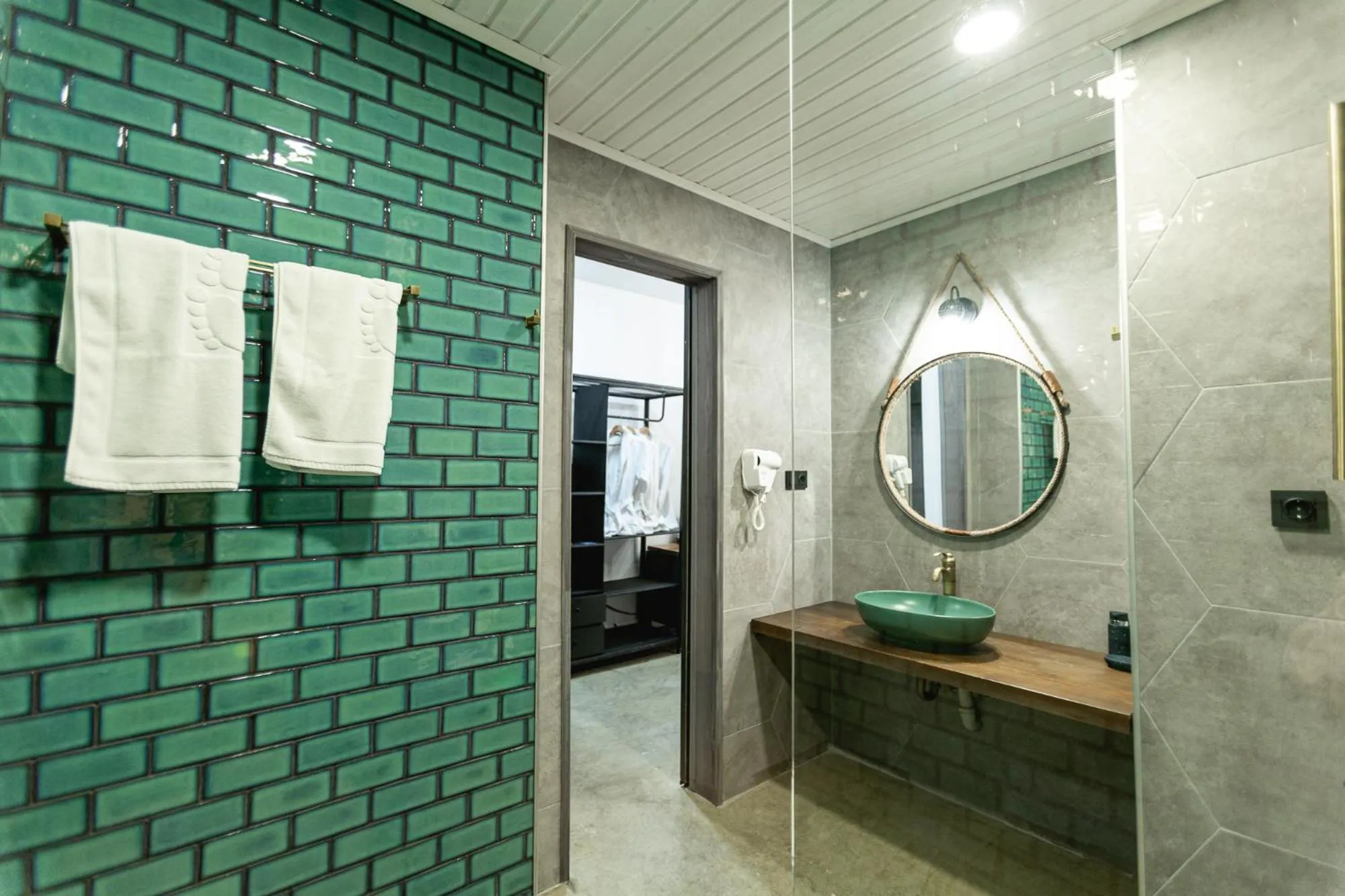 Shower in Hotel Roshe Gudauri