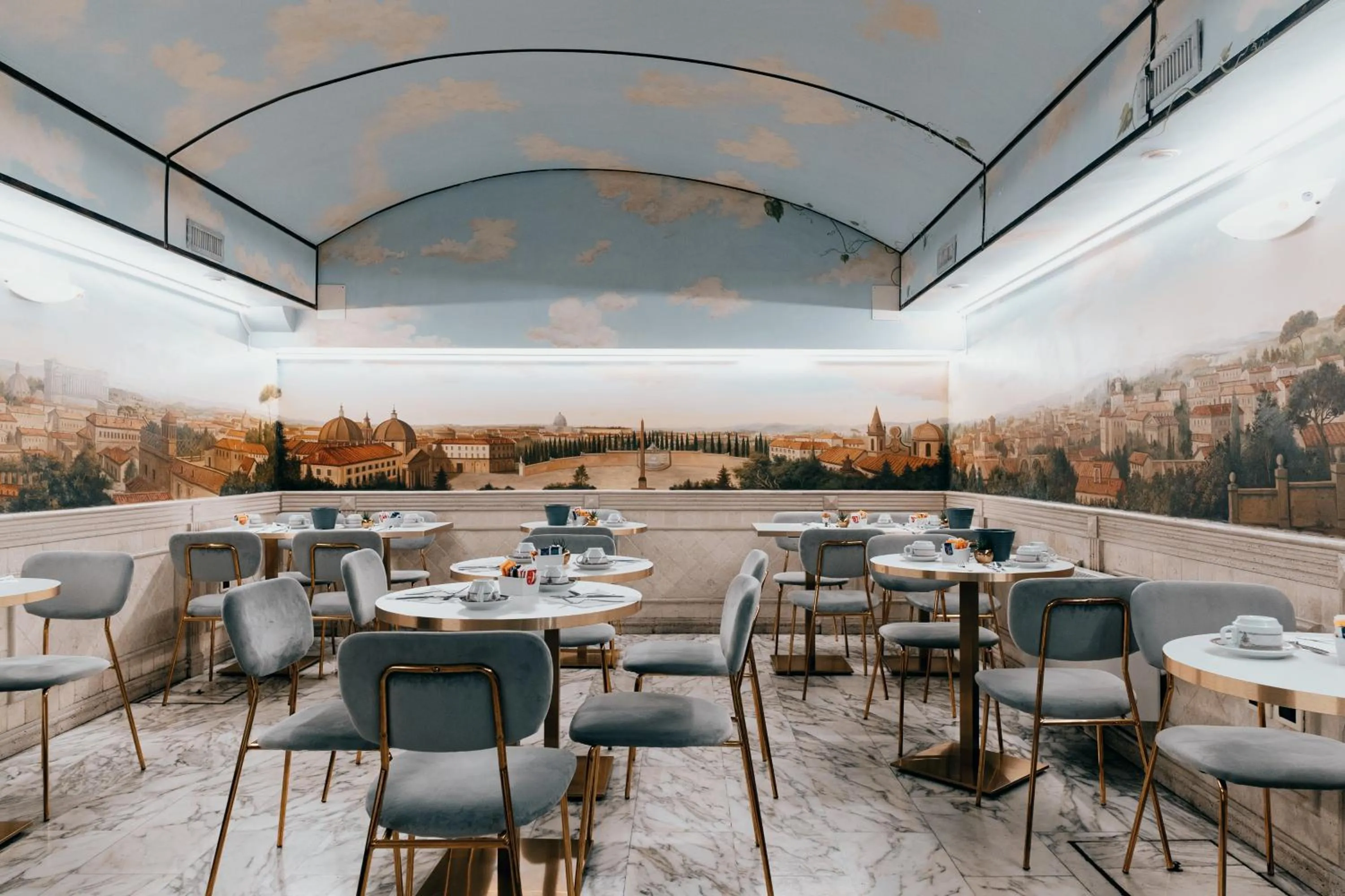 Breakfast in Hotel Pantheon