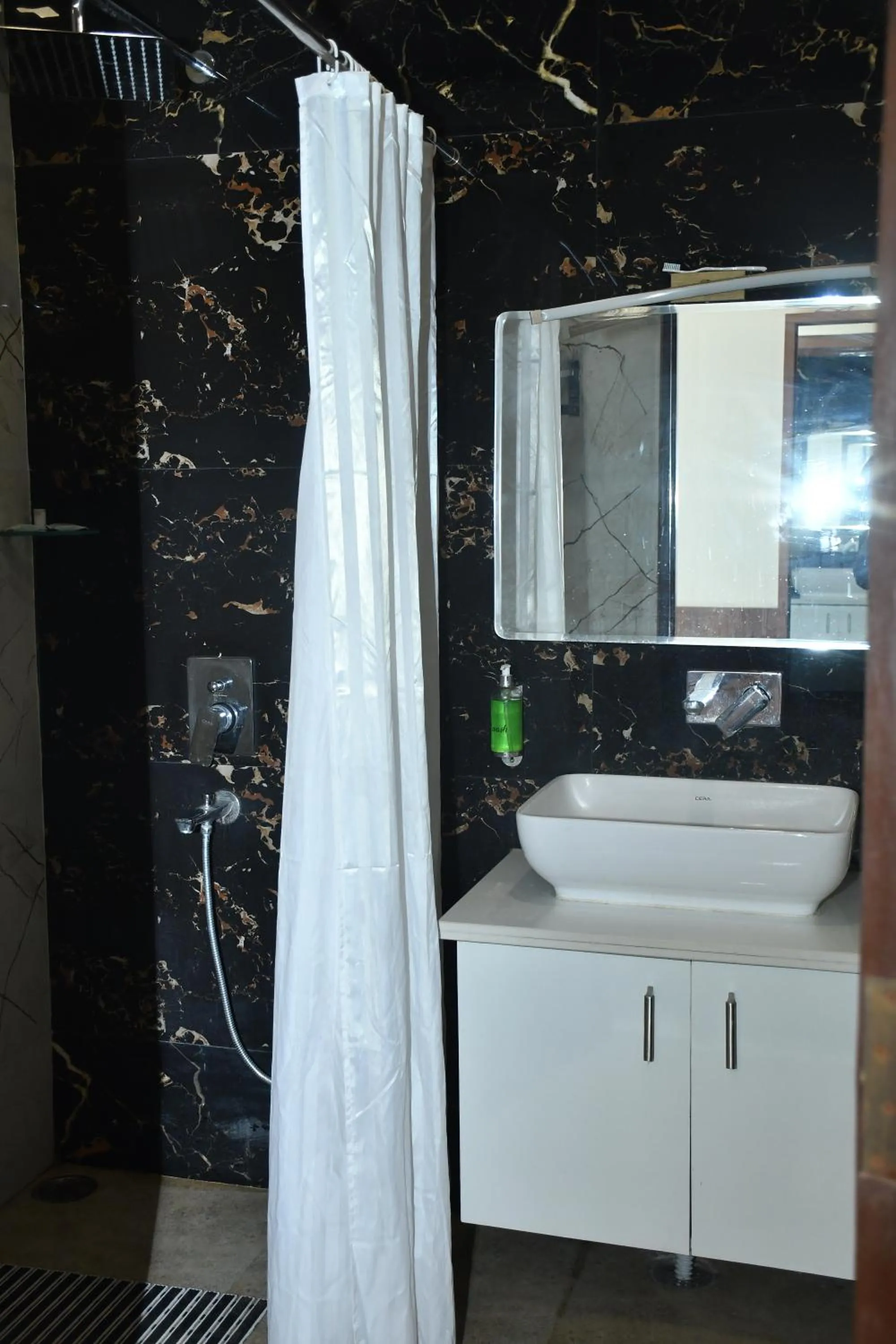 Hotel Le Halcyon Kasauli