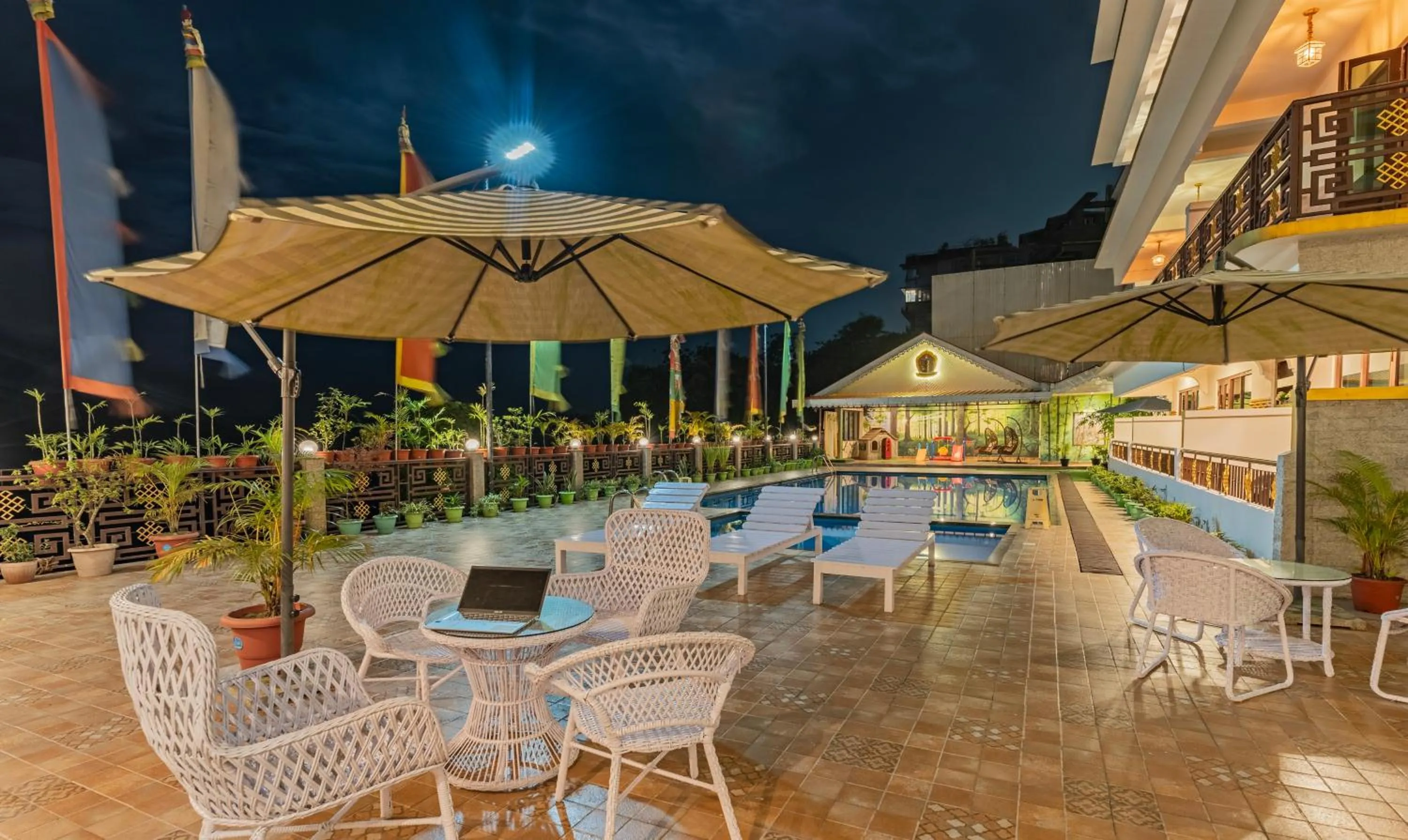 Night in Tempo Heritage Resort & Spa