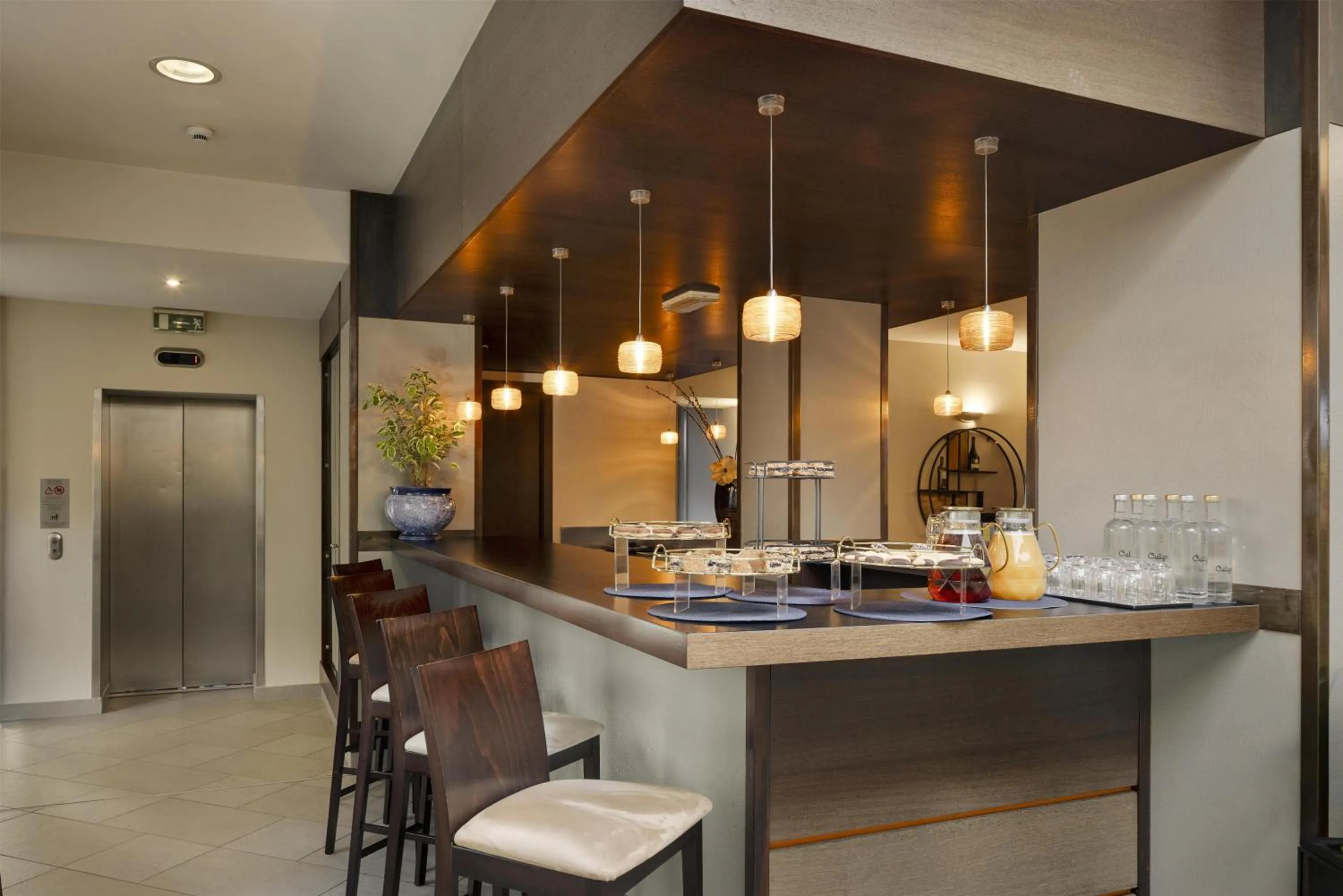 Lounge or bar in Best Western City Hotel