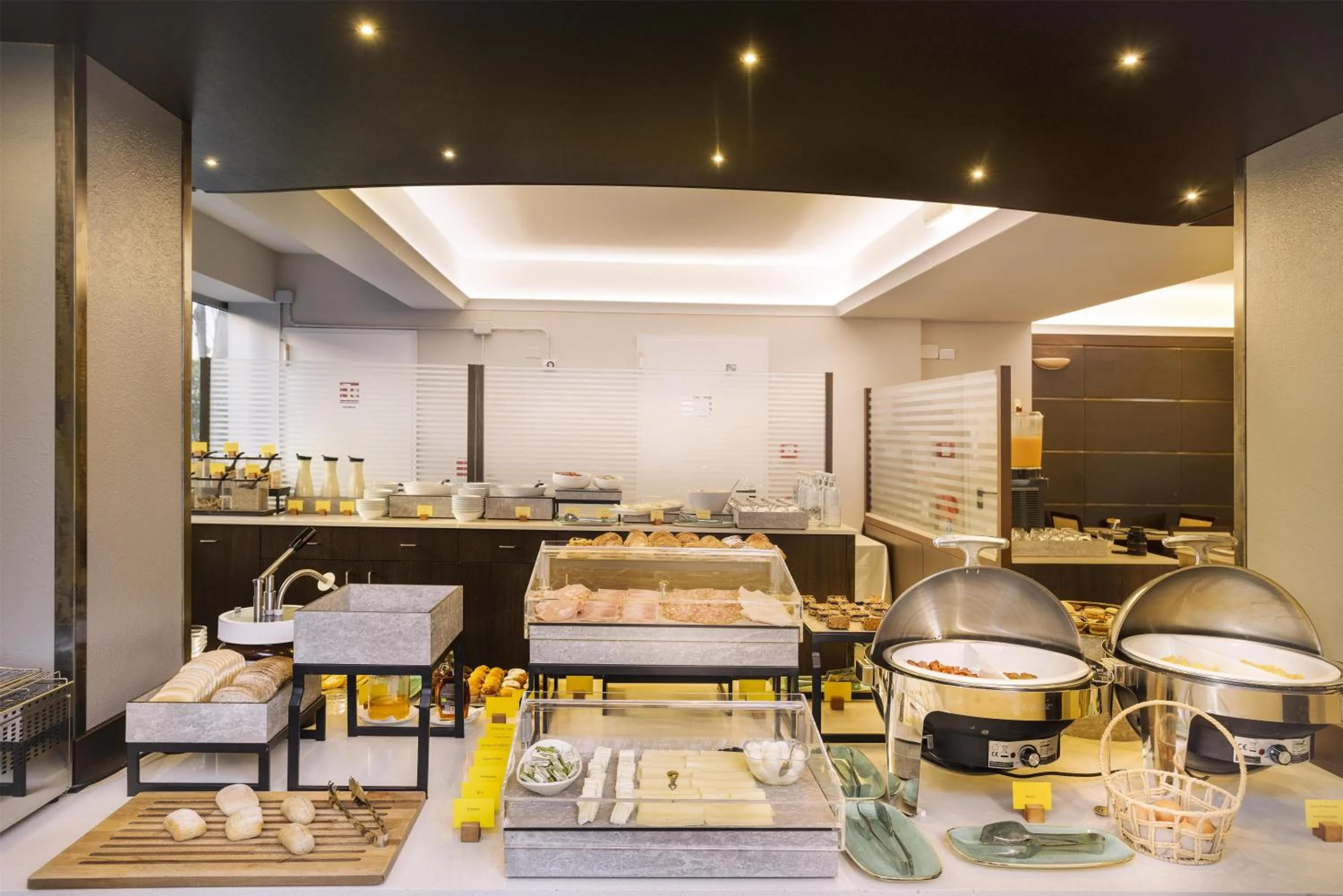 Food and drinks in Best Western City Hotel