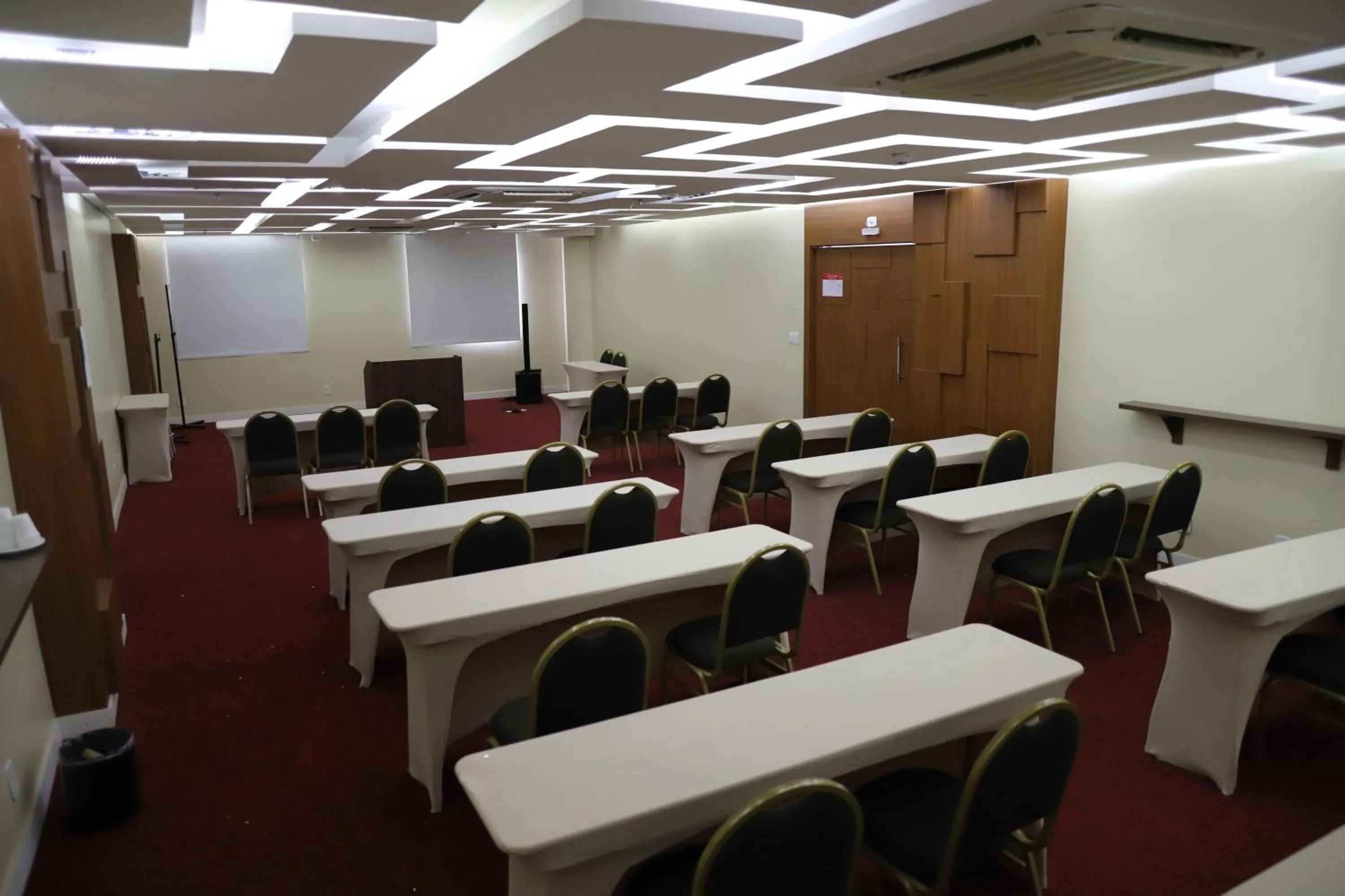 Meeting/conference room in Ramada by Wyndham Manaus Torres Center